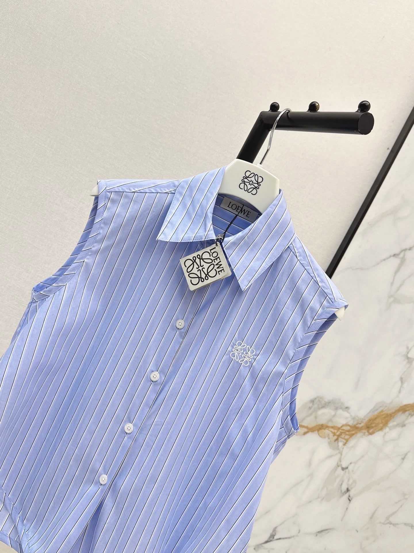 26SS NEW Logo Embroidered Sleeveless Shirt🩵