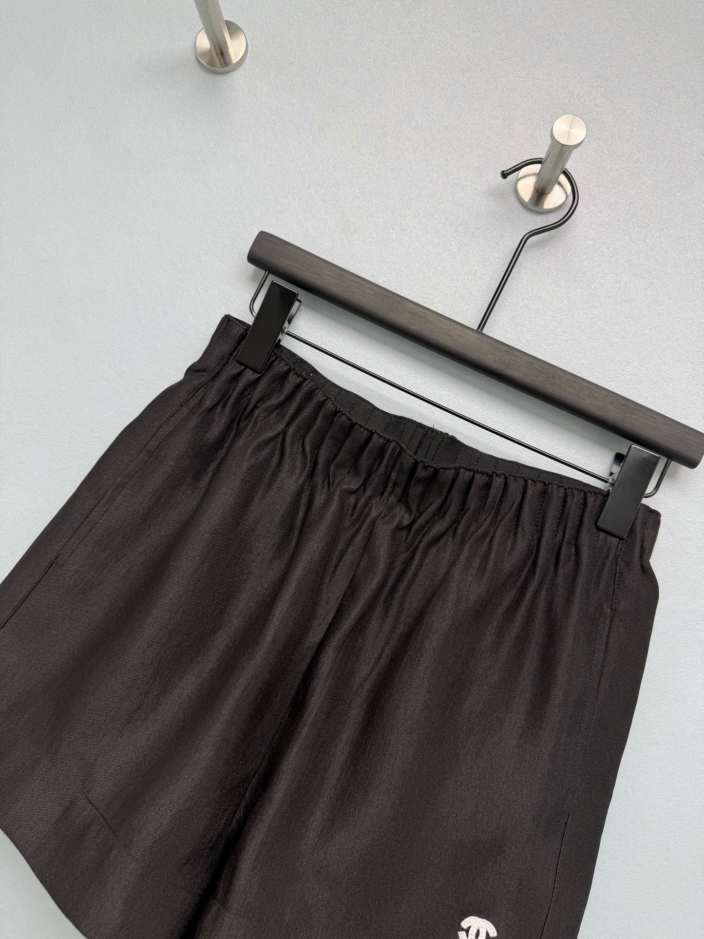 26SS NEW Satin Elastic Embroidered Shorts
