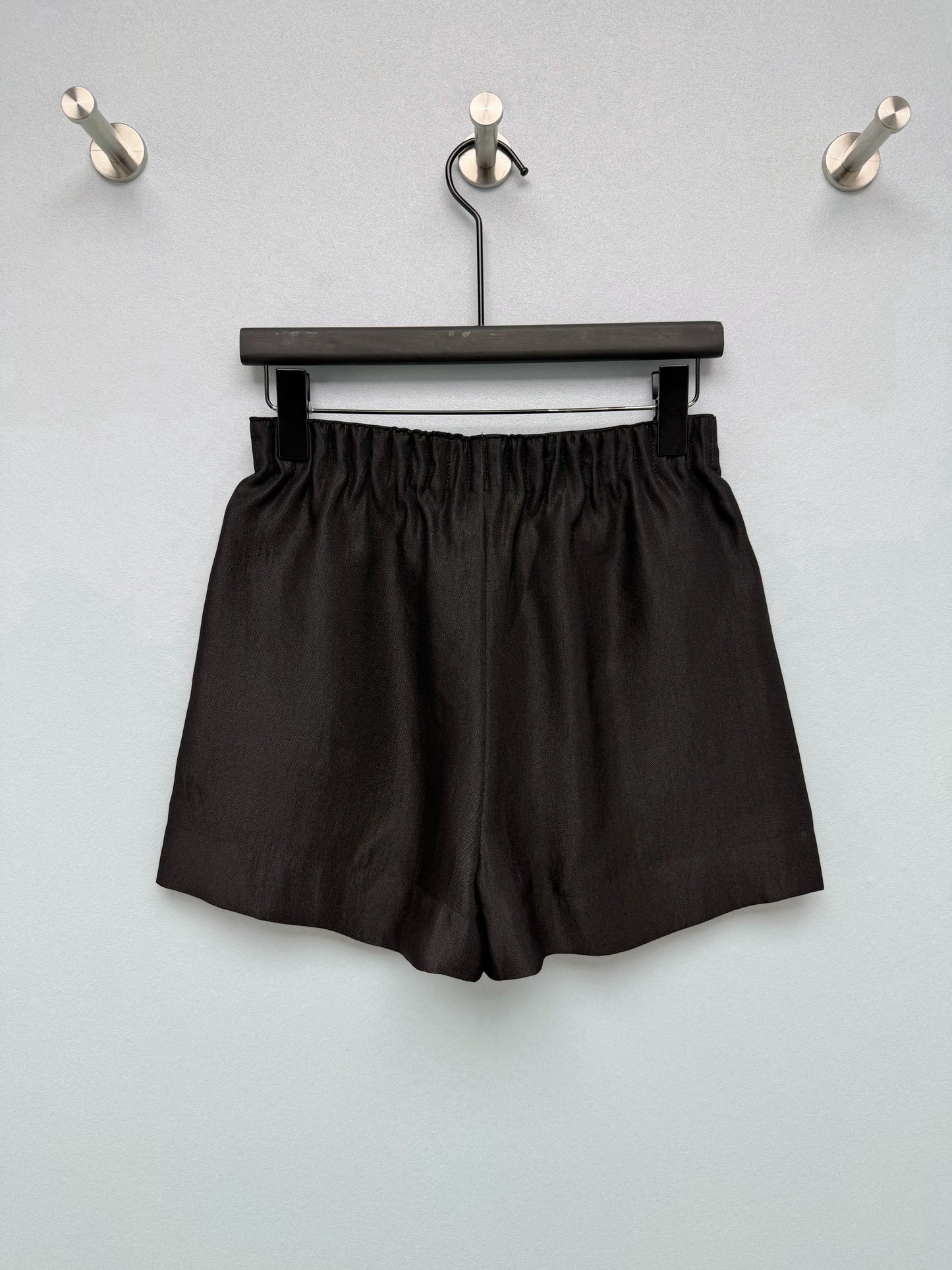 26SS NEW Satin Elastic Embroidered Shorts