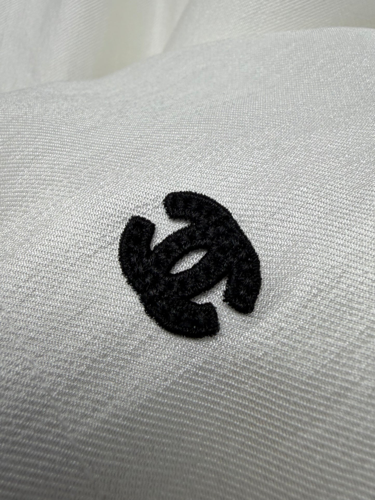 26SS NEW Satin Elastic Embroidered Shorts