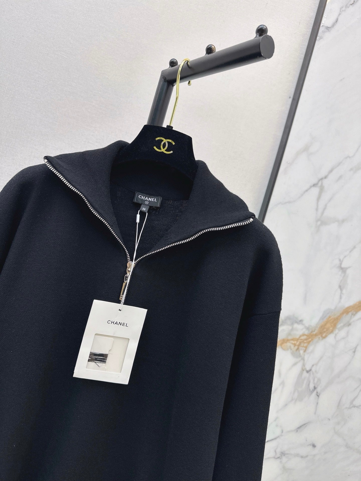 🔥Highest Quality🔥26FW New Métiers d'Art Collection Half-Zip Knit Sweatshirt 🤎