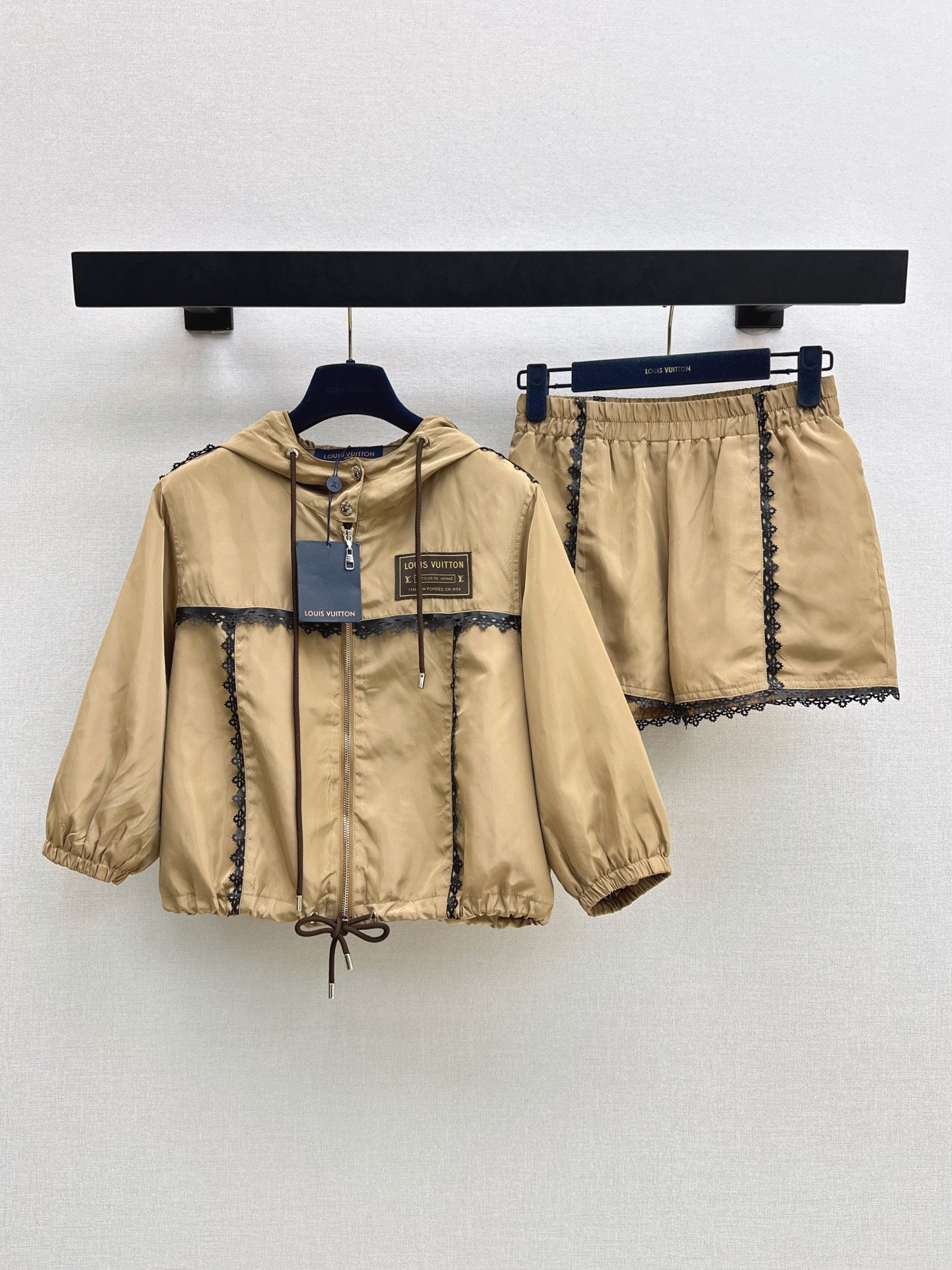 26FW New Lace-Trimmed Panel Jacket Set 🤎