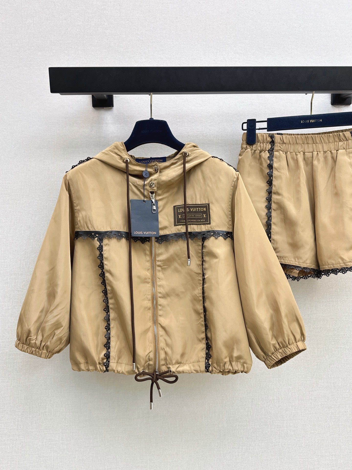 26FW New Lace-Trimmed Panel Jacket Set 🤎