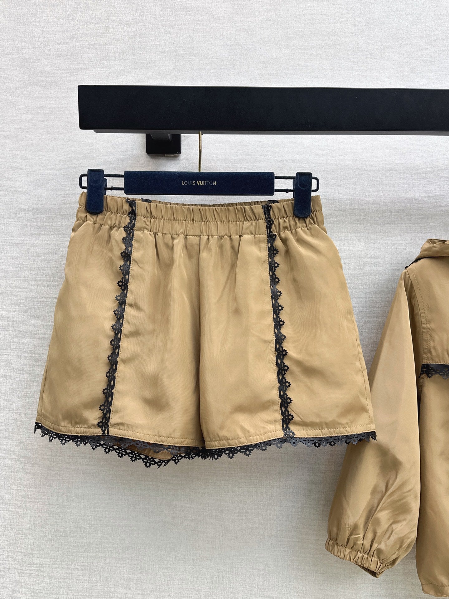 26FW New Lace-Trimmed Panel Jacket Set 🤎