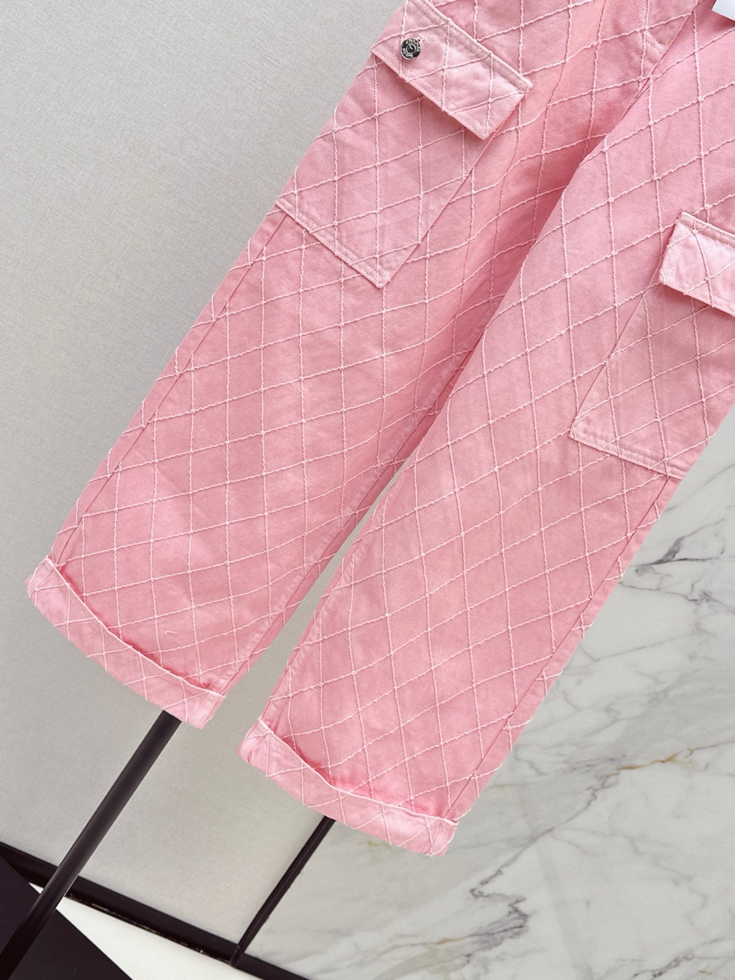 26FW New Coco Beach Collection: Denim trousers featuring intricate, heavy-duty embroidery and diamond-pattern stitching💞