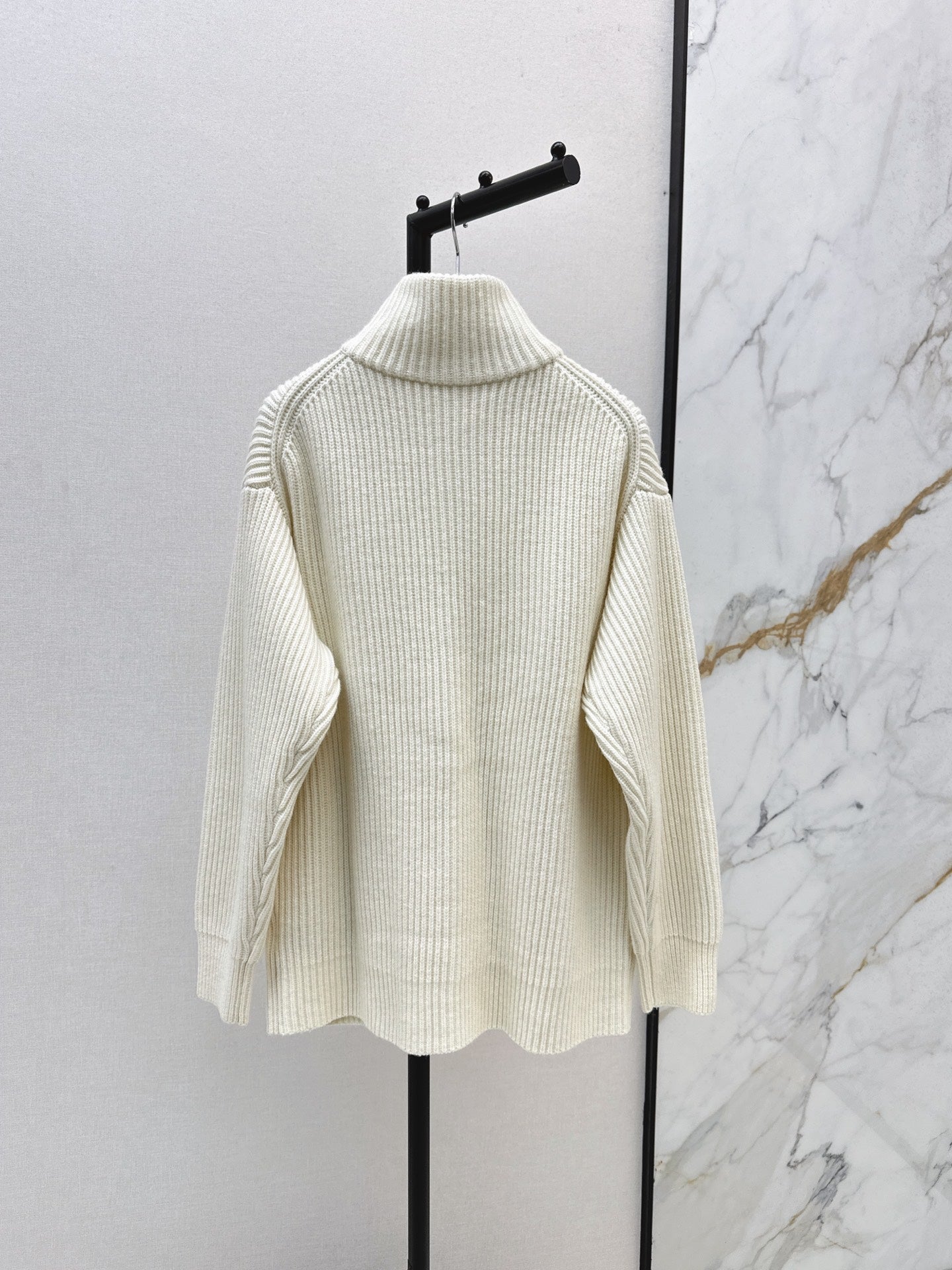 26FW New Classic Wool Knit Jacket with H-Pattern Pocket Detail 🖤
