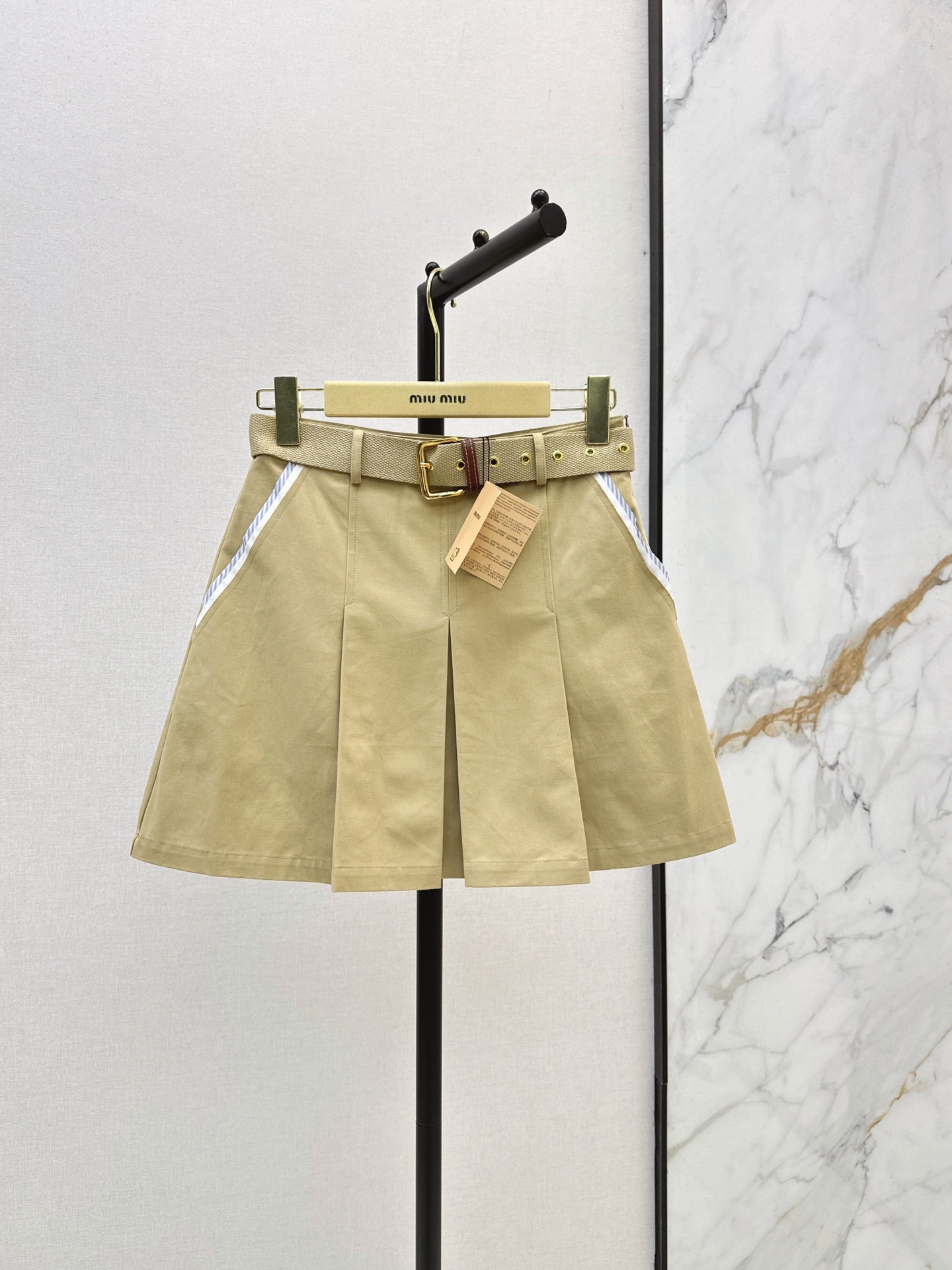 New FW Pleated A-Line Skirt 🤎
