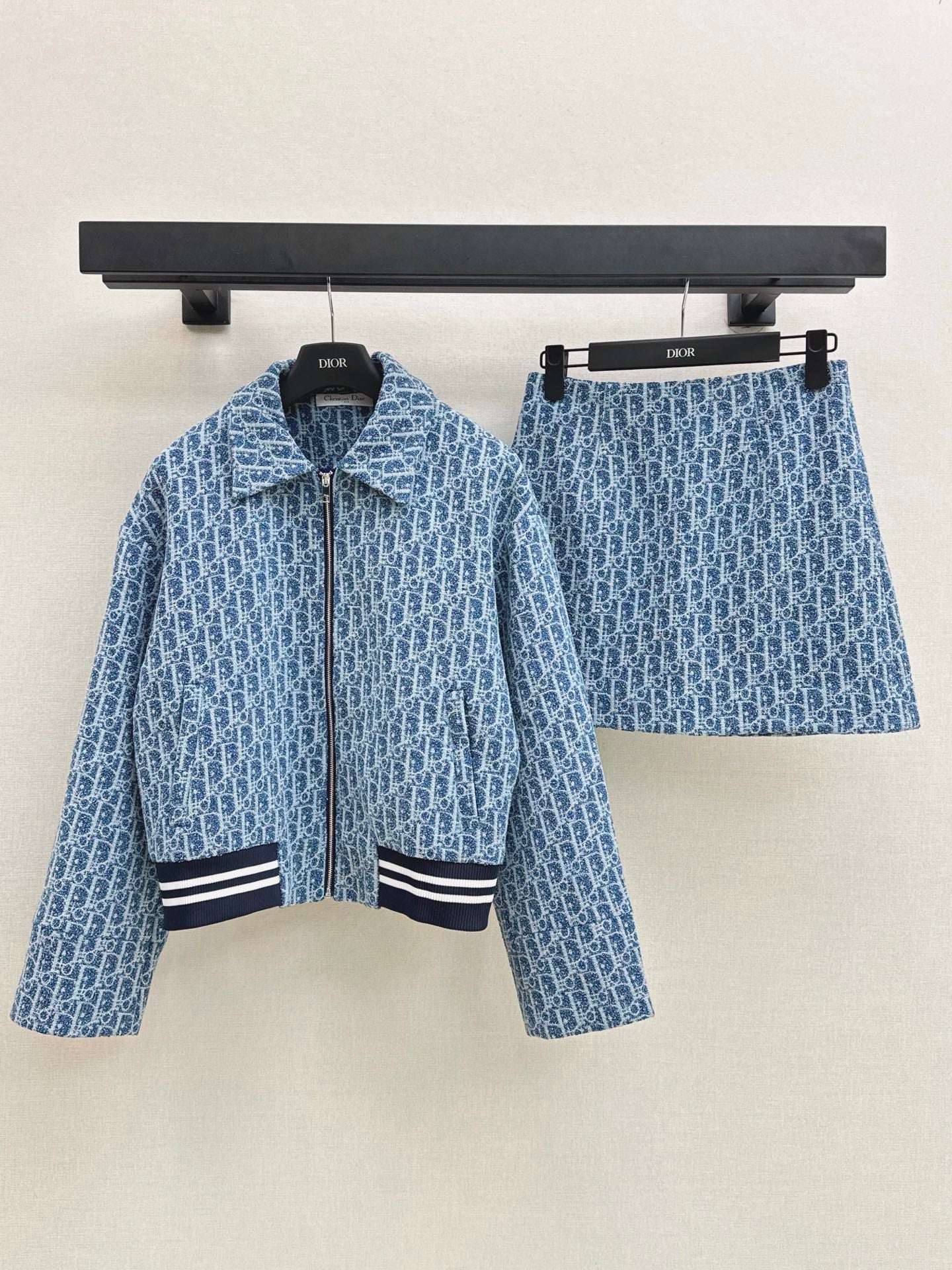 ❤️‍🔥Limited edition❤️‍🔥26FW New Blue Tweed Classic Monogram Jacket 🩵