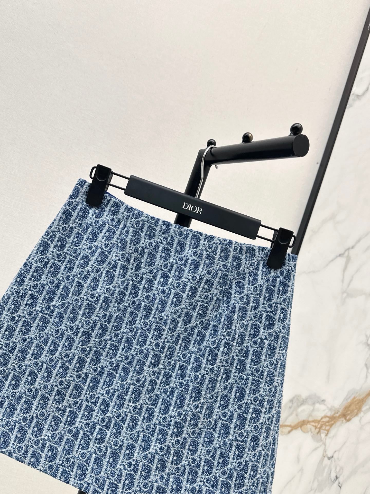 ❤️‍🔥Limited edition❤️‍🔥26FW New Blue Tweed Classic Monogram Skirt 🩵