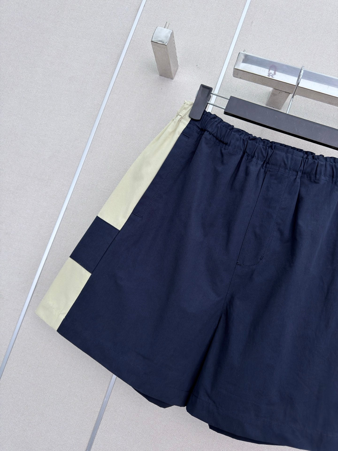 🔥HOT🔥 26FW New Color-Block Elastic-Waist Shorts