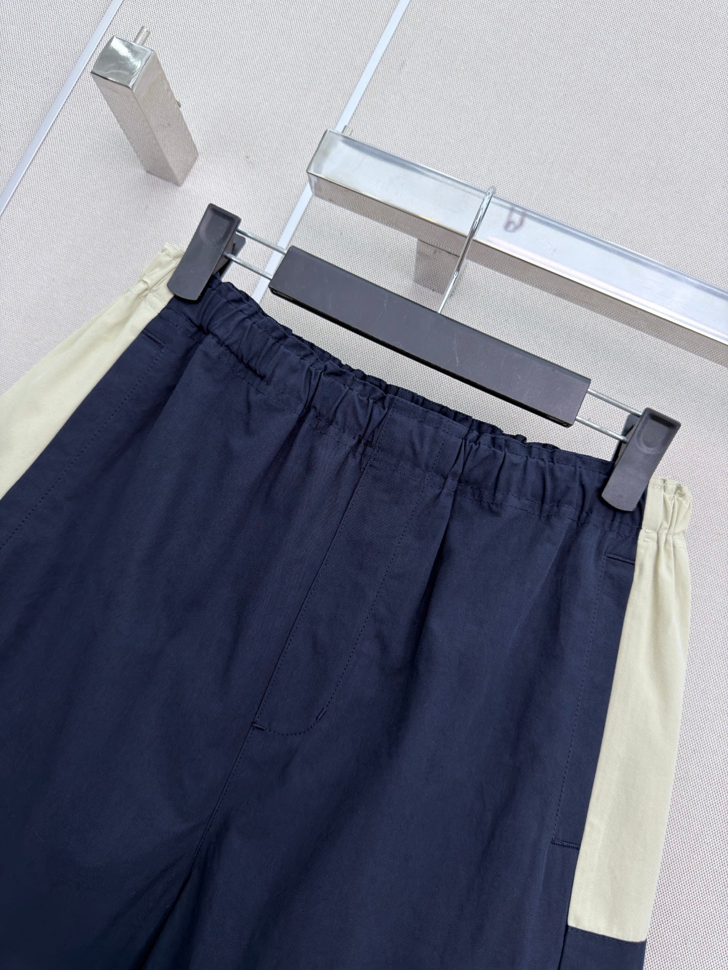 🔥HOT🔥 26FW New Color-Block Elastic-Waist Shorts
