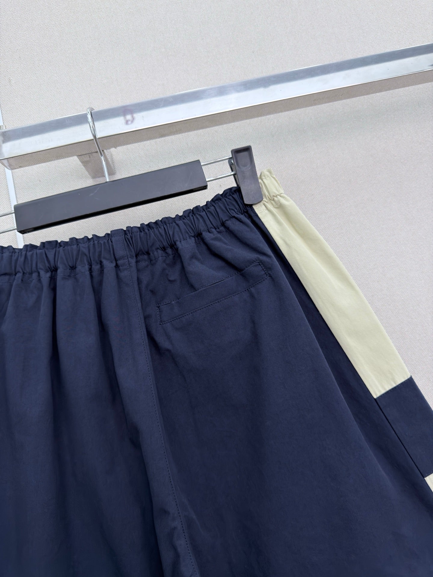 🔥HOT🔥 26FW New Color-Block Elastic-Waist Shorts