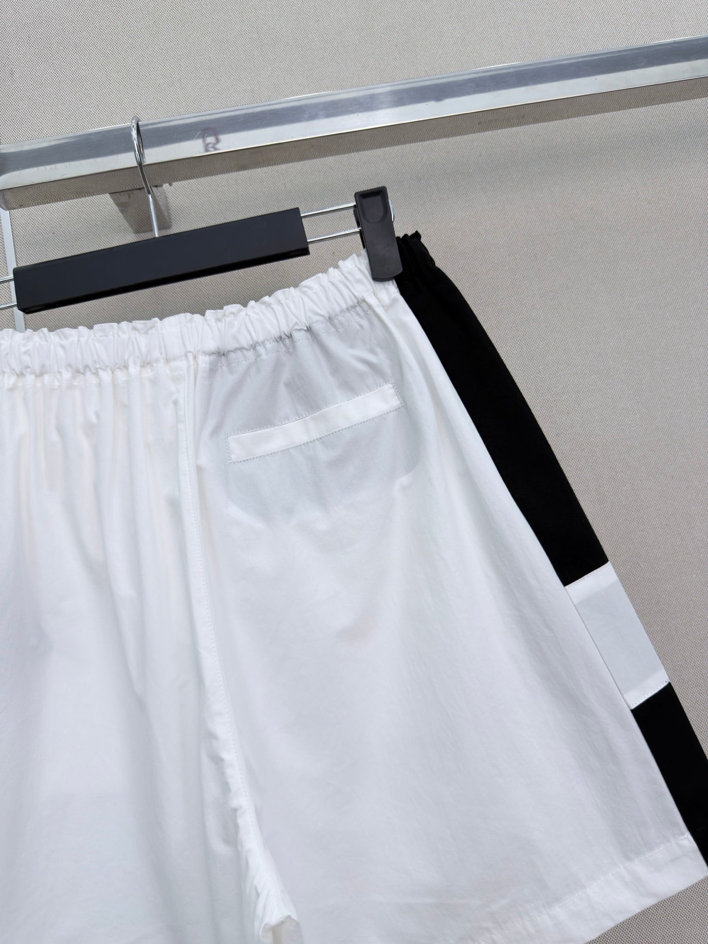 🔥HOT🔥 26FW New Color-Block Elastic-Waist Shorts