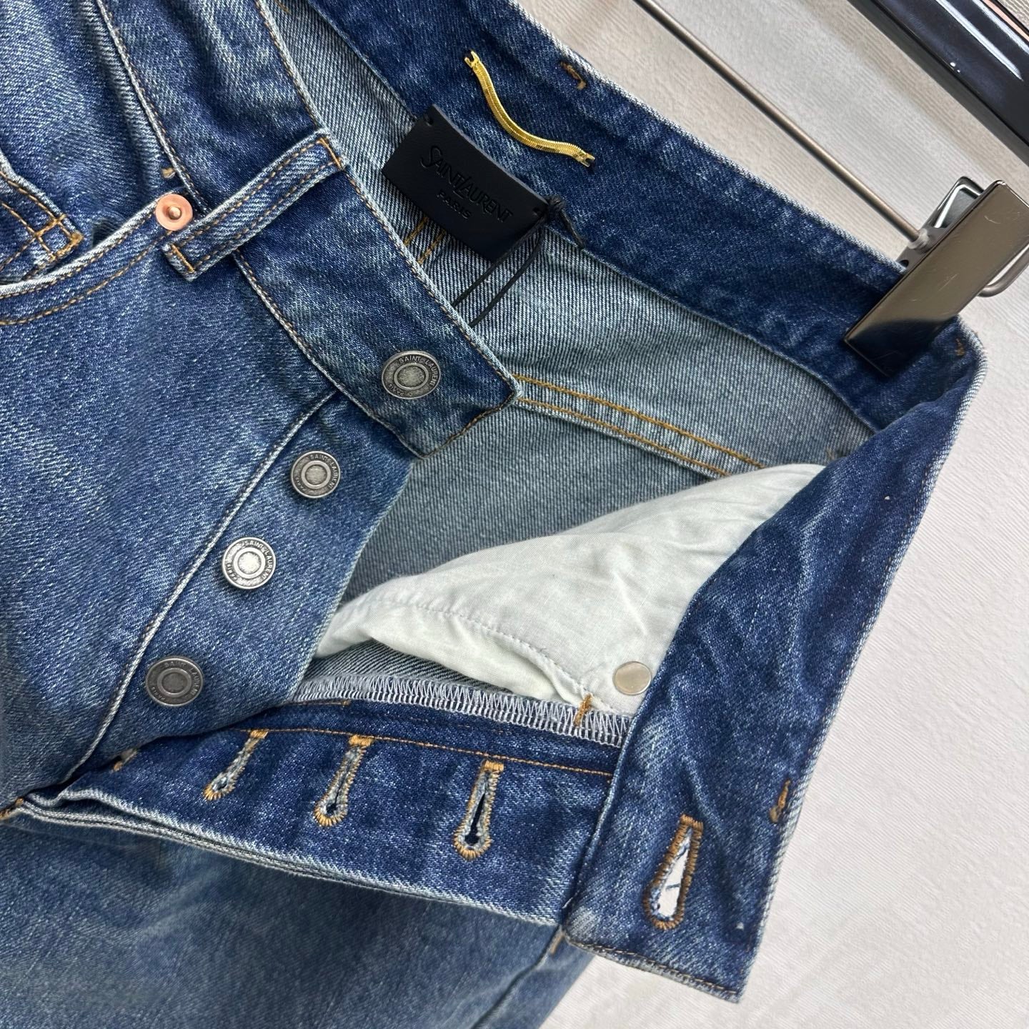 🔥HOT🔥26FW New Straight-Leg Jeans with Leather Patch
