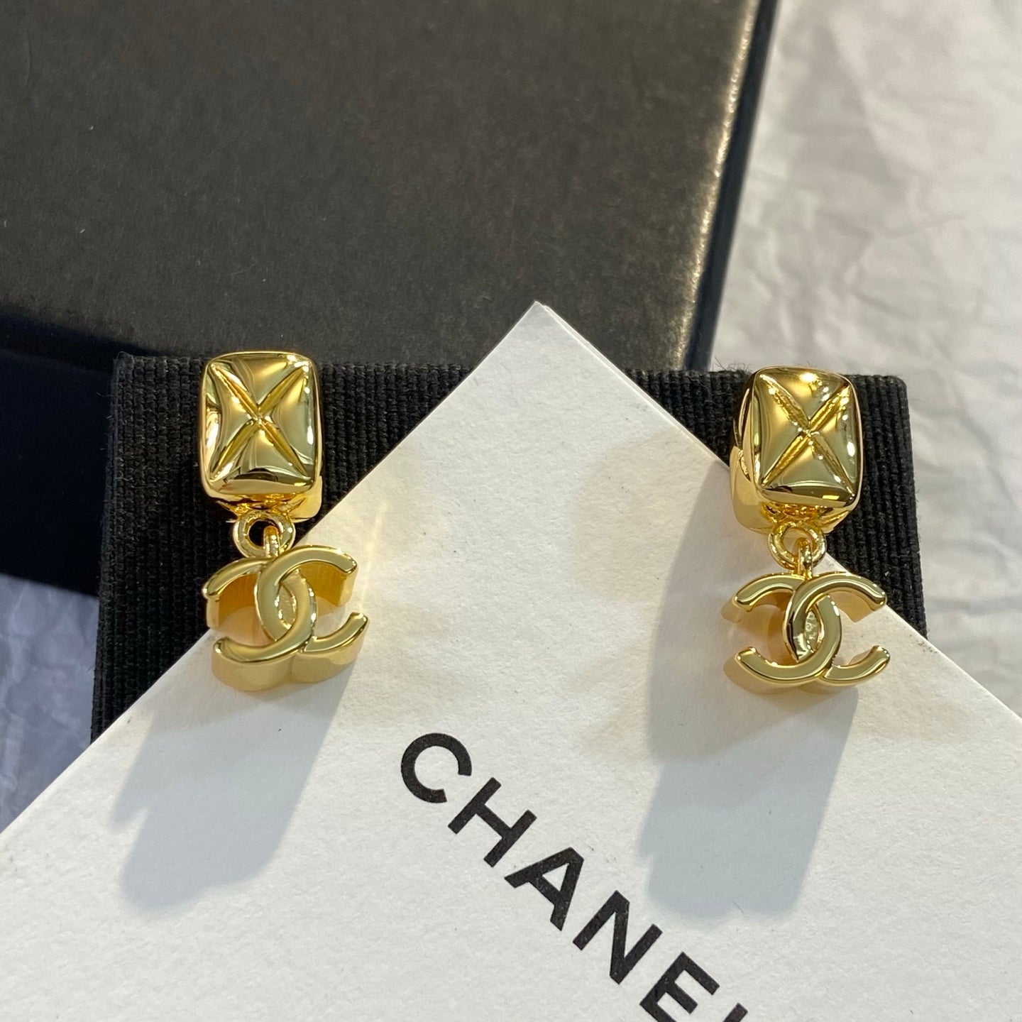 🔥HOT🔥26FW New Square Quilted Earrings