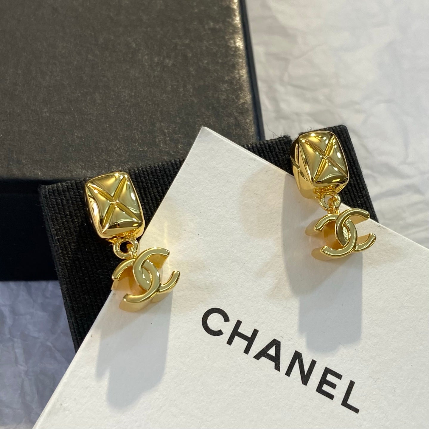 🔥HOT🔥26FW New Square Quilted Earrings
