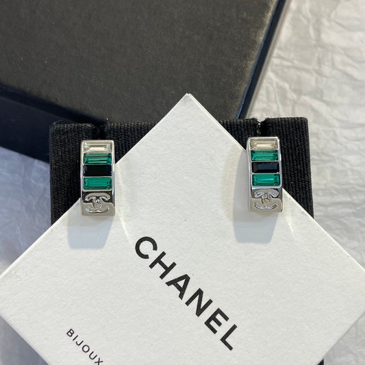 26FW New Green & Black Square Stud Earrings