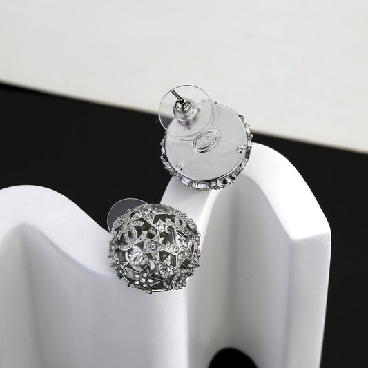 26FW New Star & Circle Cut-out Stud Earrings