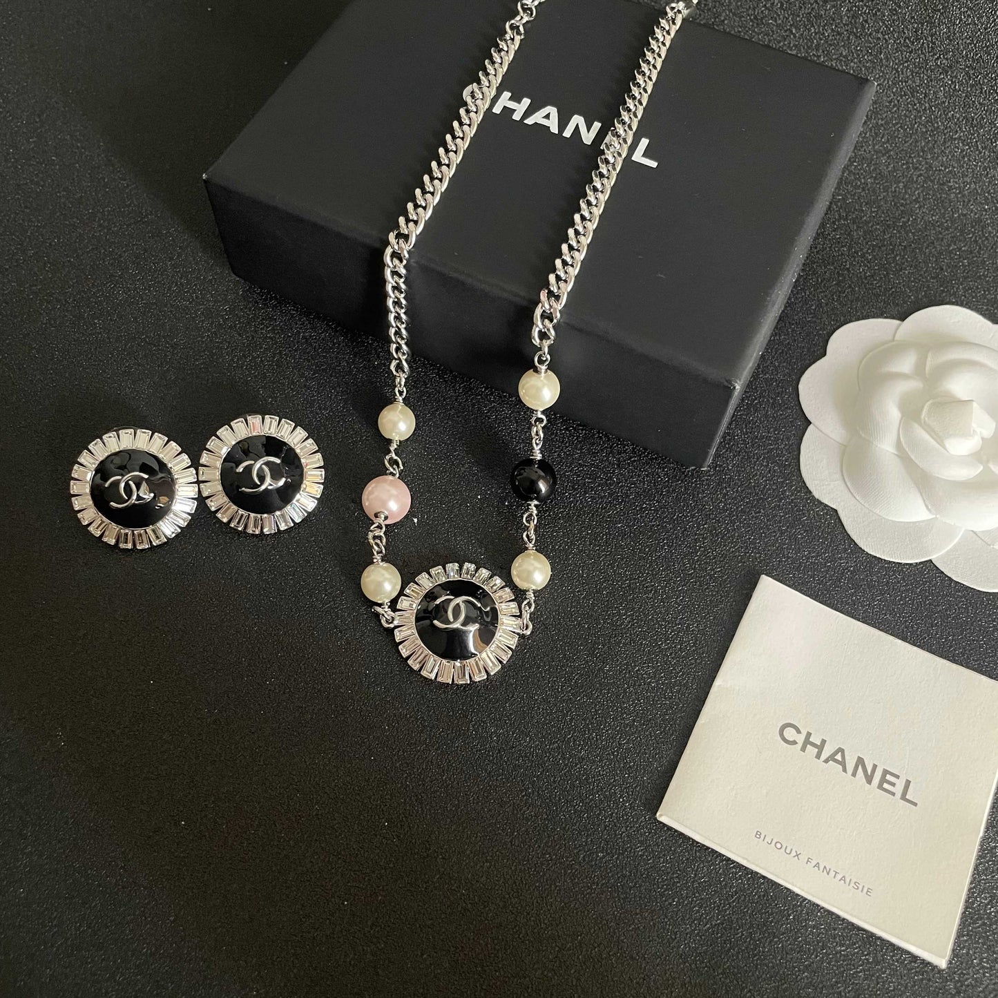 26FW New Double-Layer Pearl Double-C Necklace