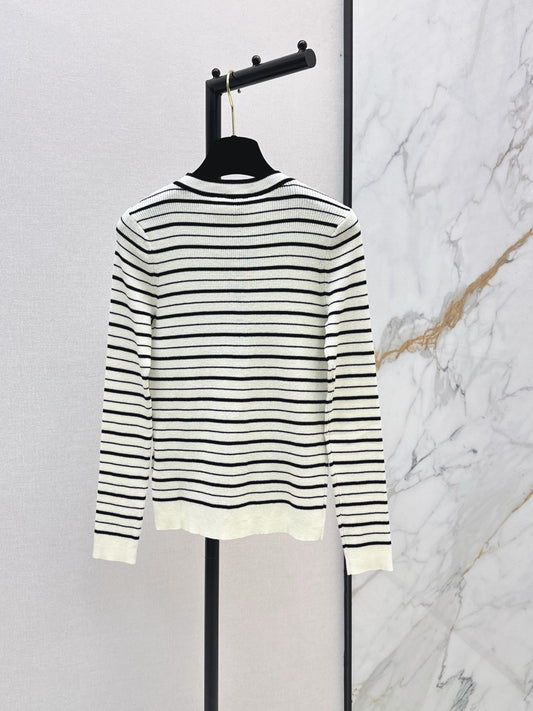 26FW New Striped Long-Sleeve Knit Top with Metal Buckle Detail 🖤