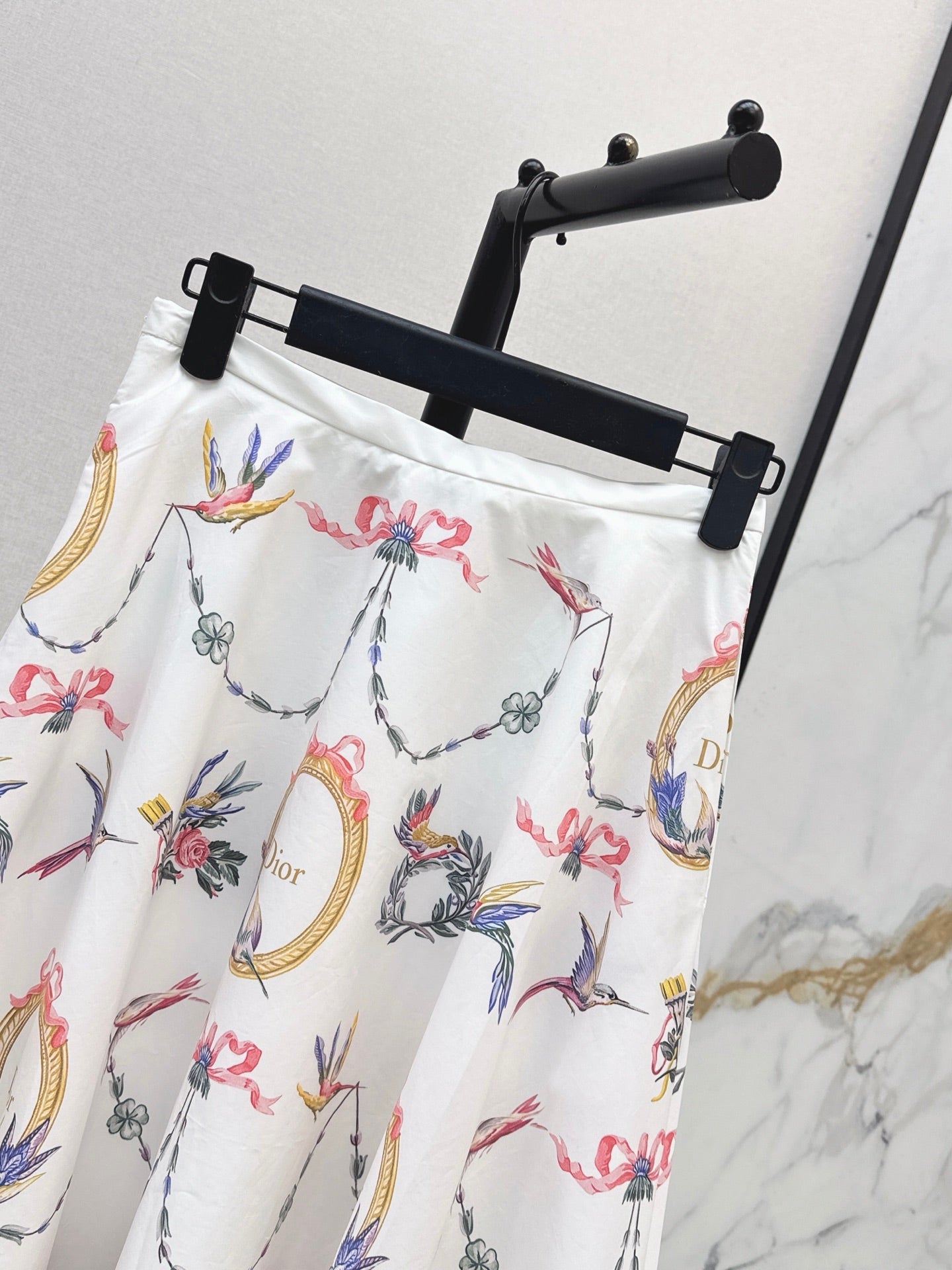 26FW New High-Waisted A-Line Skirt with Floral Print 🤍