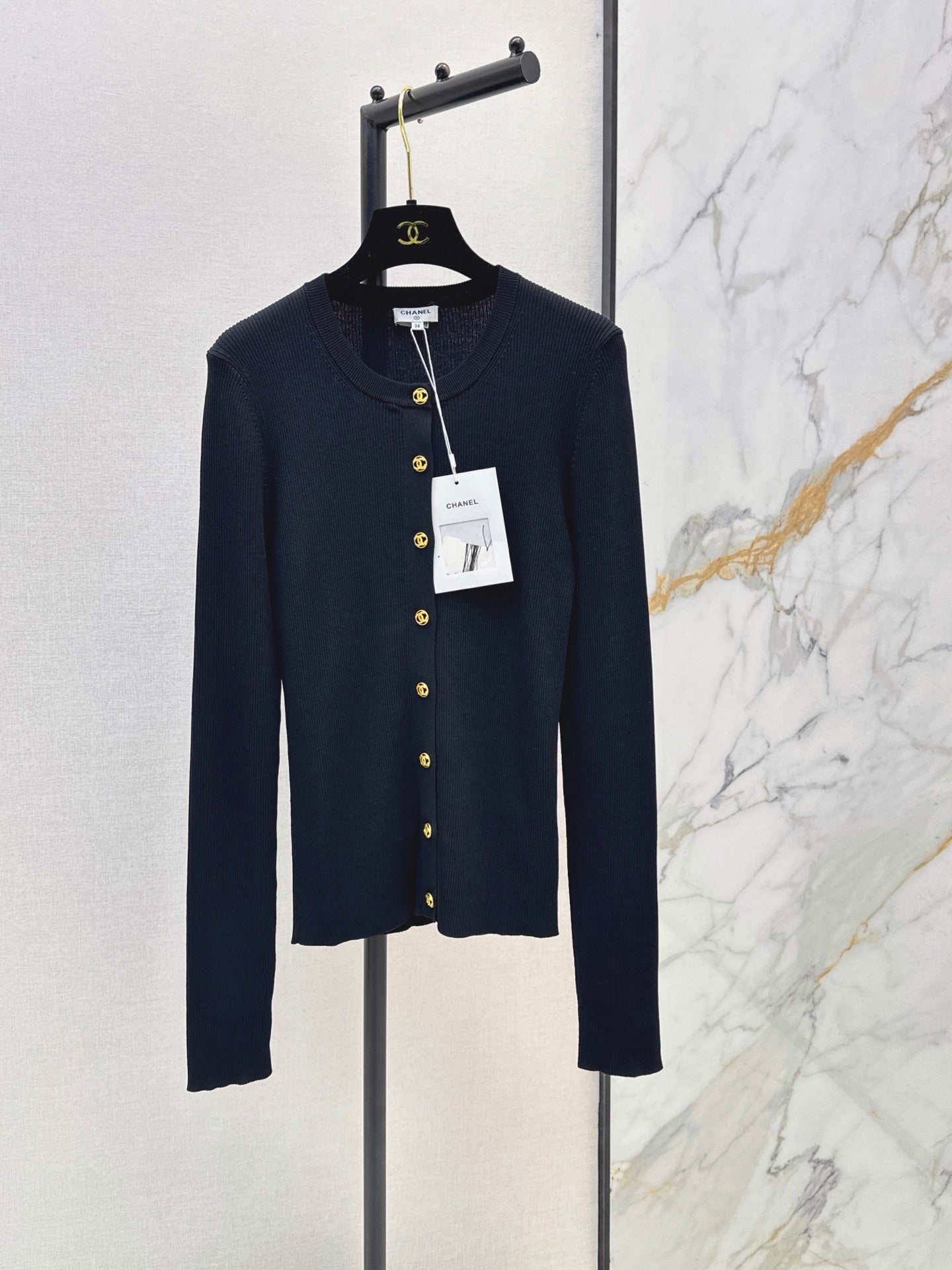 26FW New Slim-Fit Crew-Neck Long-Sleeve Knit Cardigan 🖤