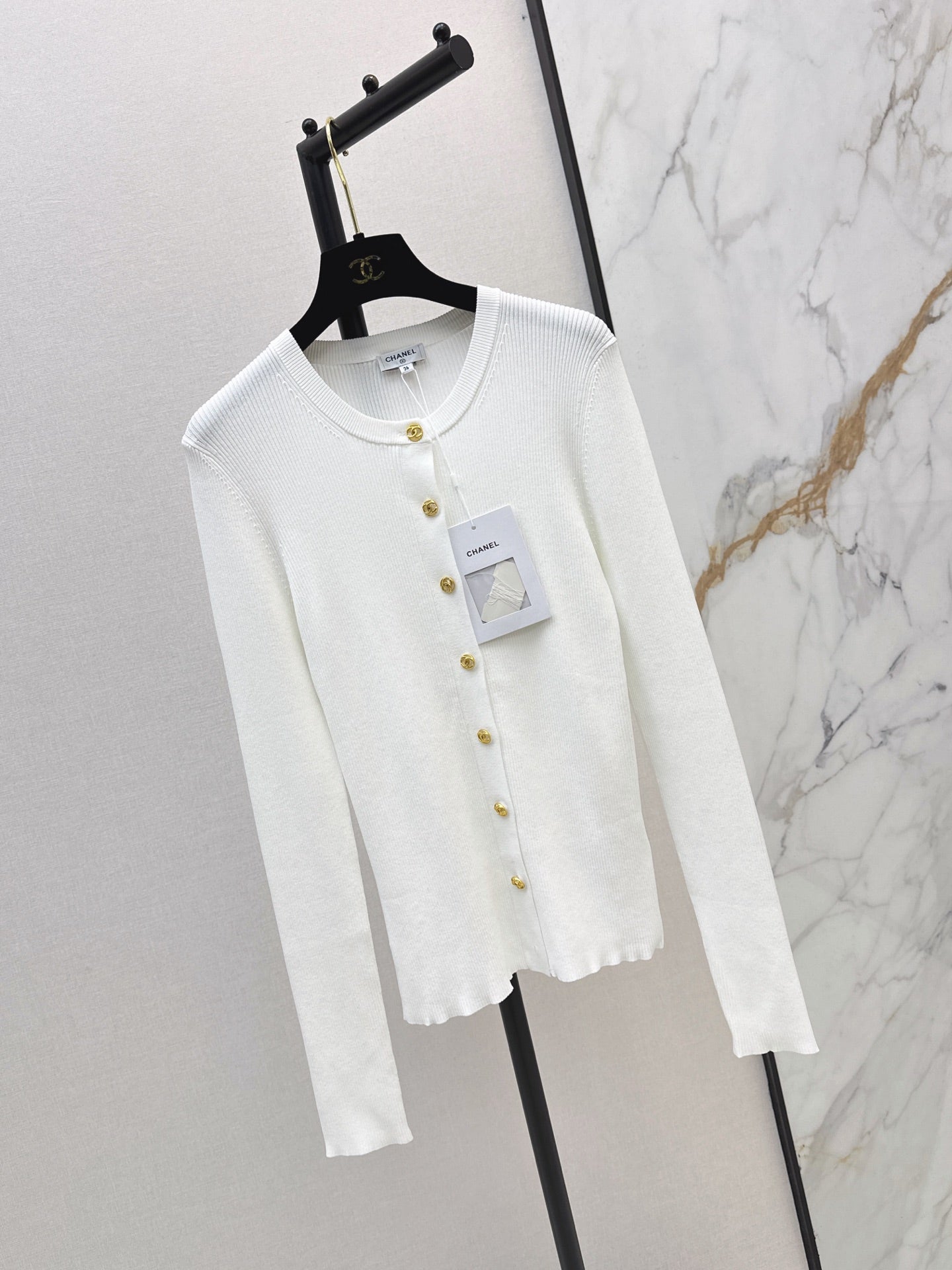 26FW New Slim-Fit Crew-Neck Long-Sleeve Knit Cardigan 🖤