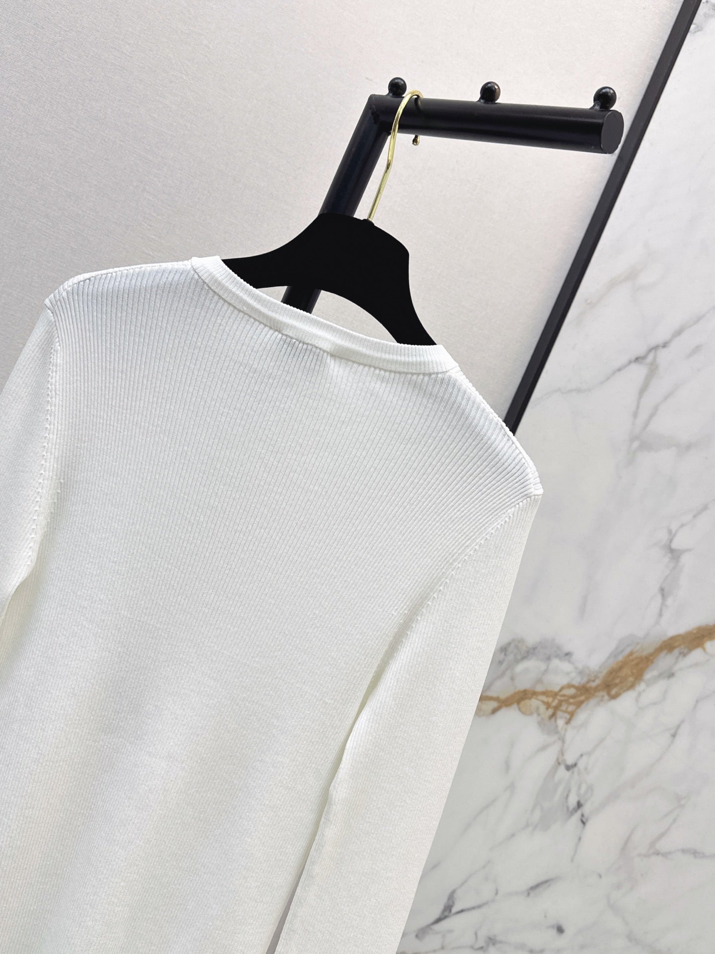 26FW New Slim-Fit Crew-Neck Long-Sleeve Knit Cardigan 🖤