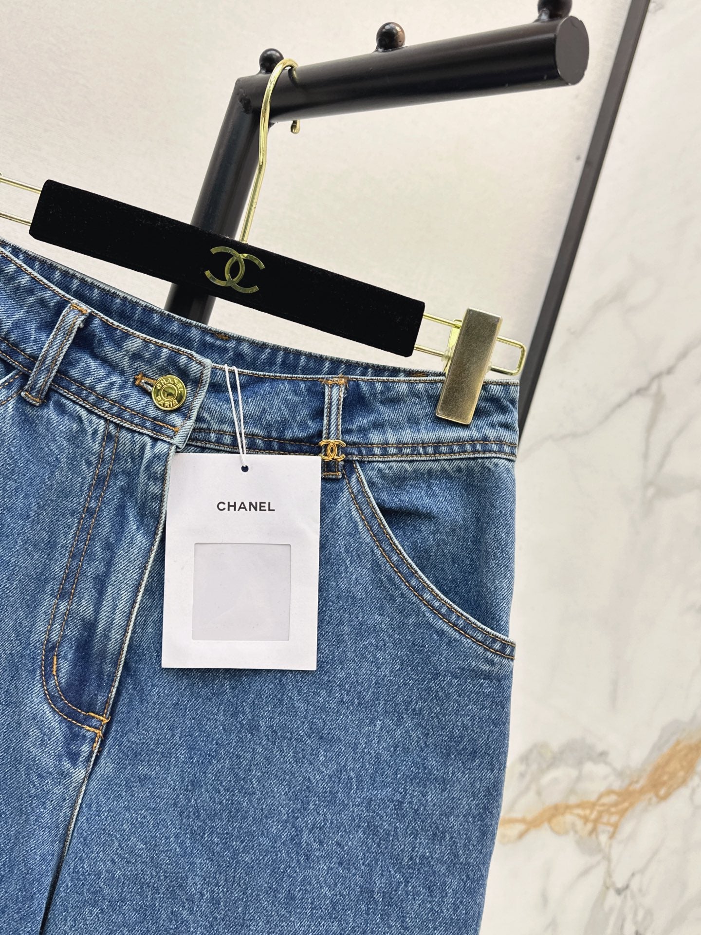 🔥Highest Quality🔥26FW New "Coco Girl" Style: Denim Bermuda Shorts 🖤