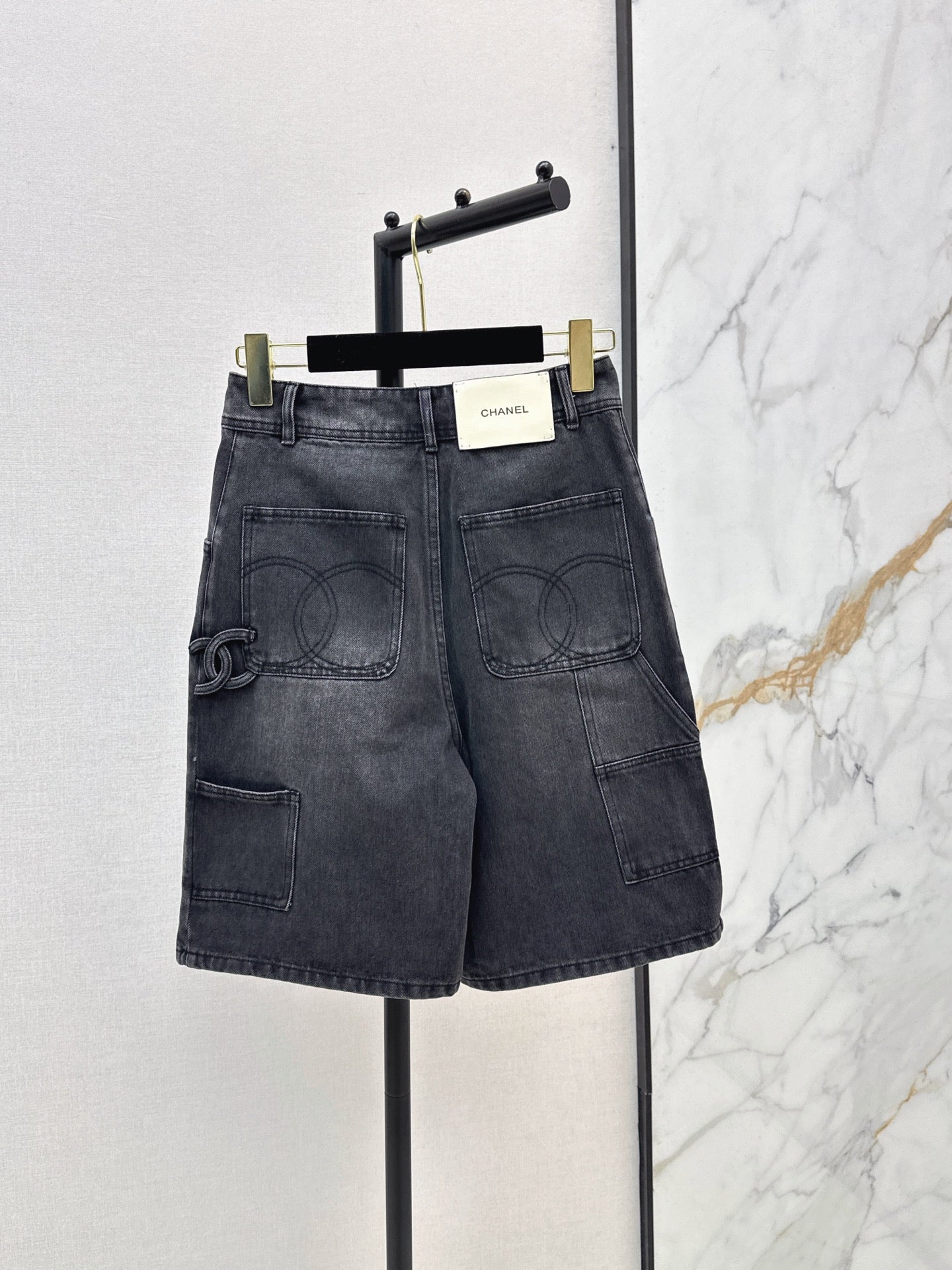 🔥Highest Quality🔥26FW New "Coco Girl" Style: Denim Bermuda Shorts 🖤