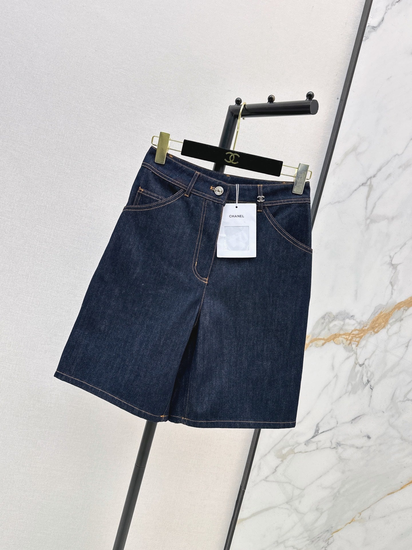 🔥Highest Quality🔥26FW New "Coco Girl" Style: Denim Bermuda Shorts 🖤