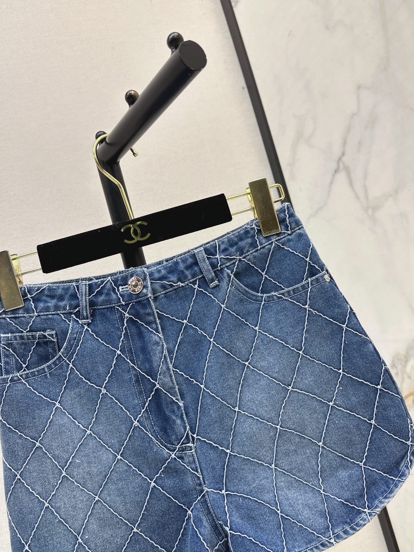 26FW New Quilted Denim Shorts 🩵