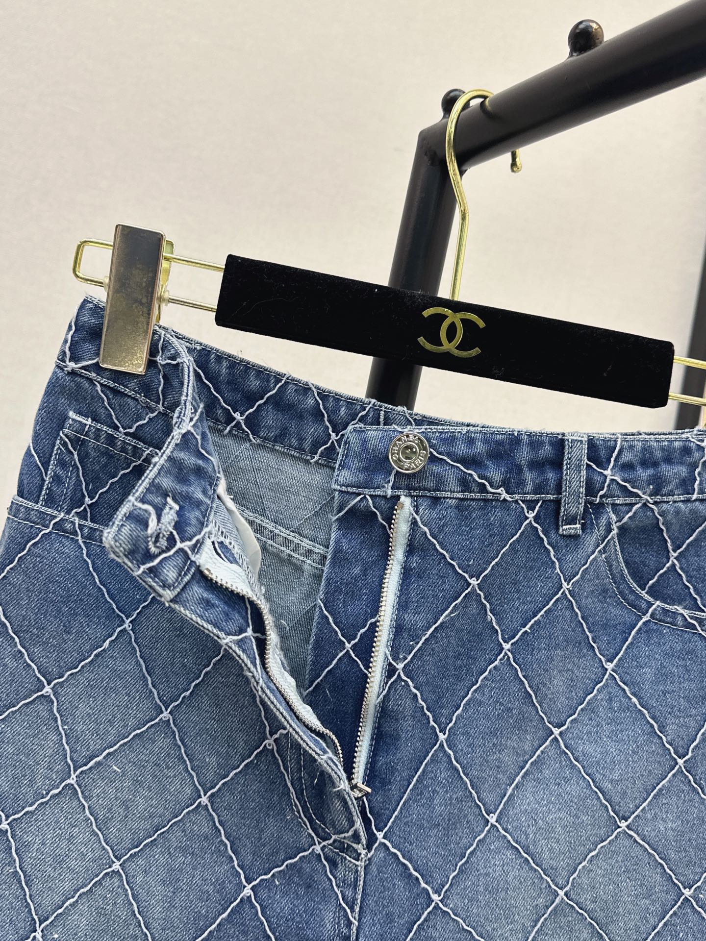 26FW New Quilted Denim Shorts 🩵