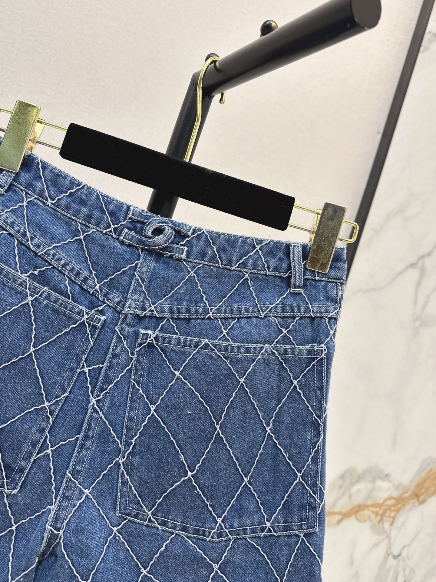 26FW New Quilted Denim Shorts 🩵