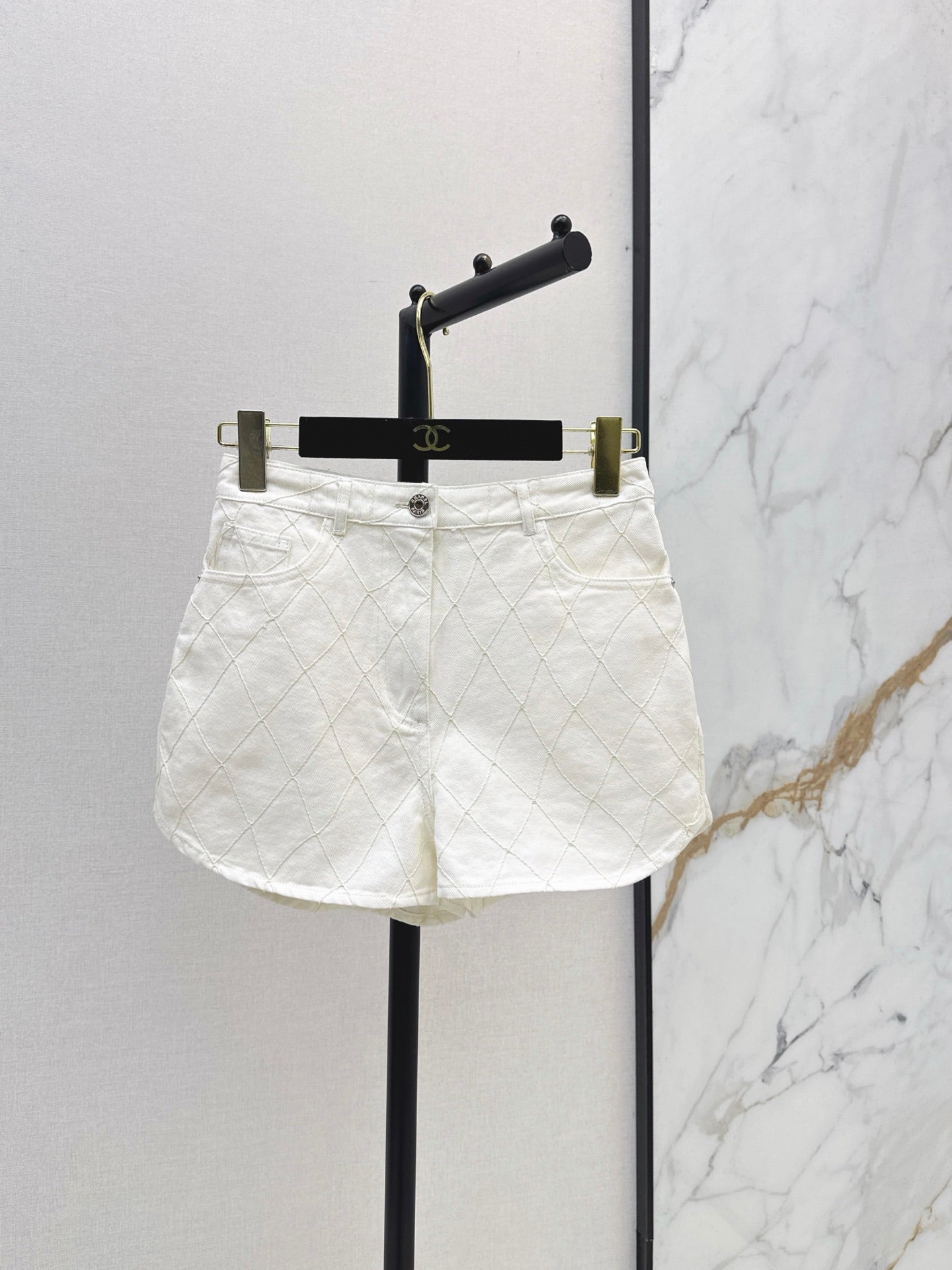 26FW New Quilted Denim Shorts 🩵