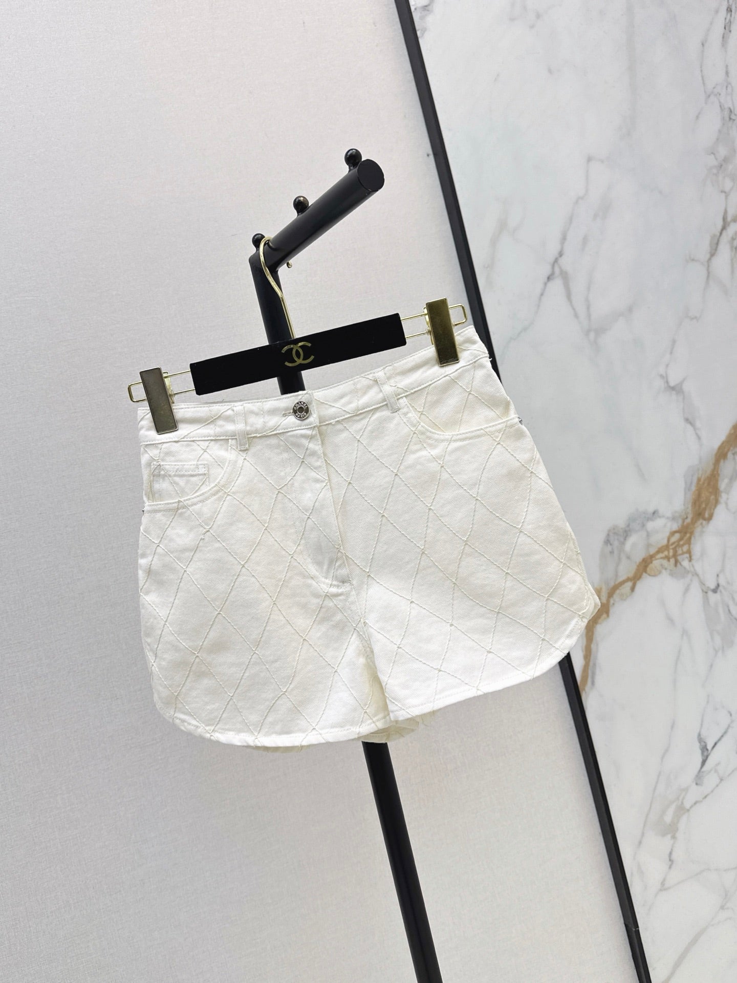 26FW New Quilted Denim Shorts 🩵