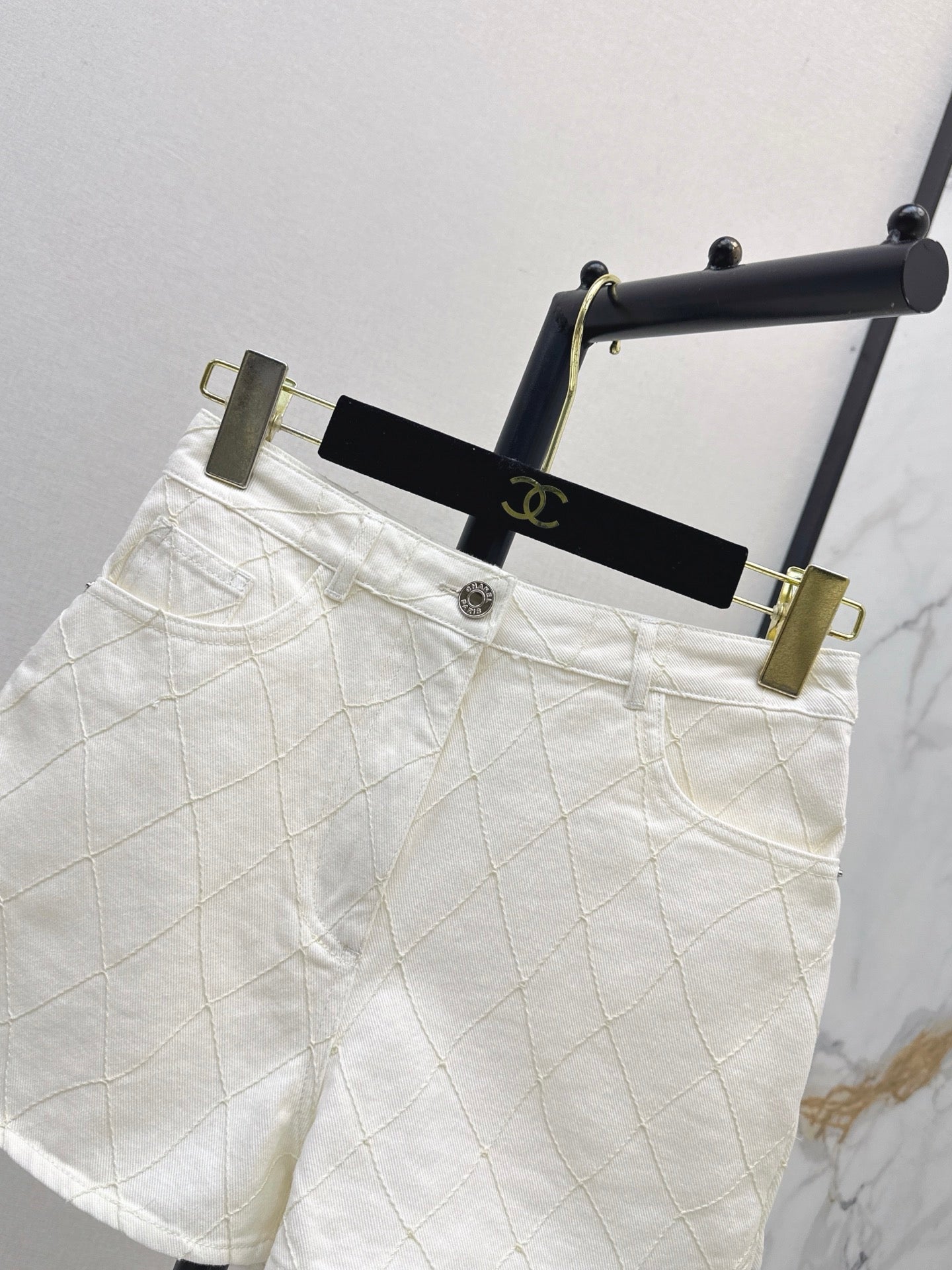 26FW New Quilted Denim Shorts 🩵