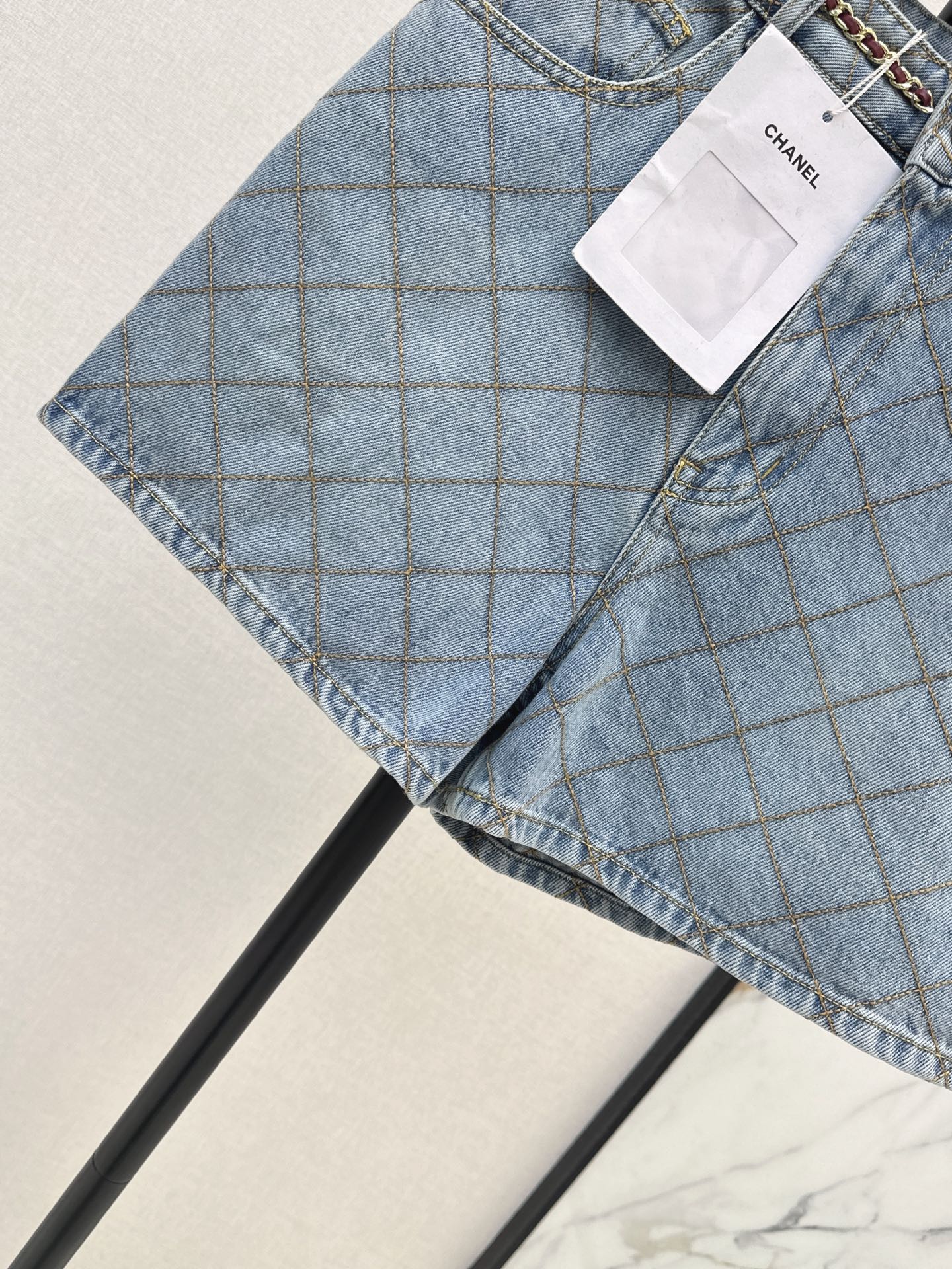 26FW New: Denim Shorts with Handmade Chain Detail 🤍