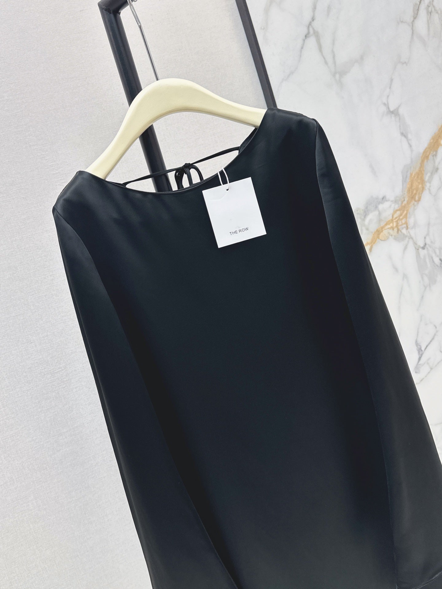 26FW New Acetate Dress with Flared Sleeves 🖤