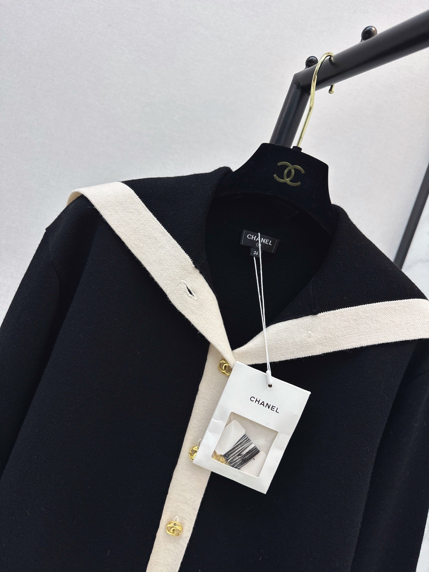 🔥Highest Quality🔥 26FW New Color-Block Nautical-Style Collared Knit Cardigan 🖤