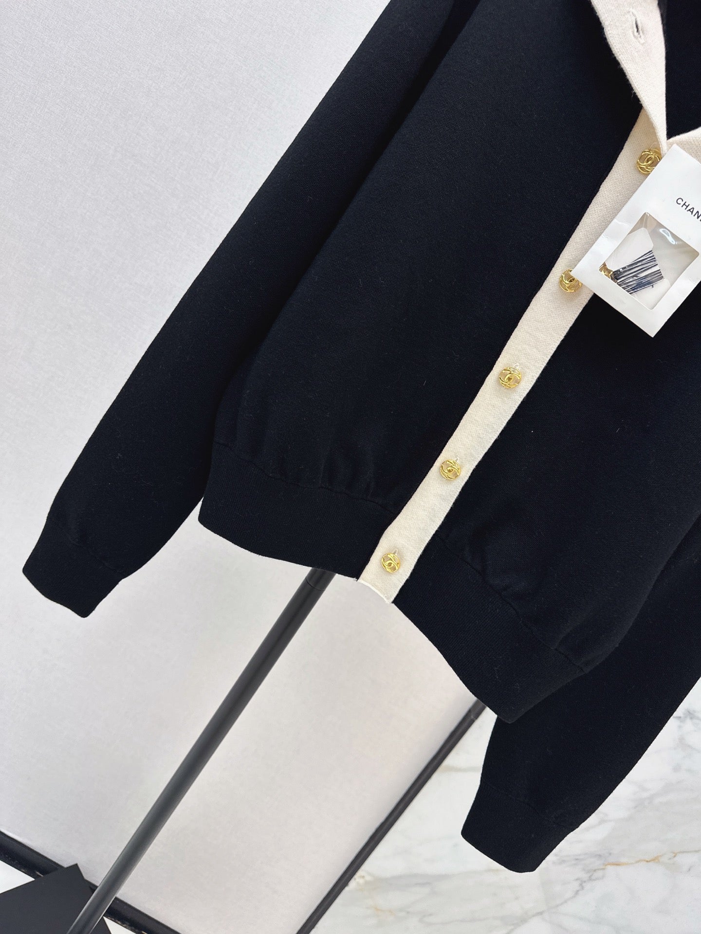 🔥Highest Quality🔥 26FW New Color-Block Nautical-Style Collared Knit Cardigan 🖤