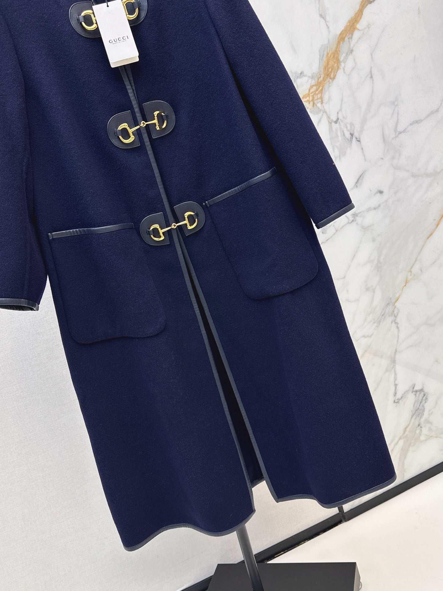 26FW New Long Coat with Horseshoe Buckle Detail 🖤