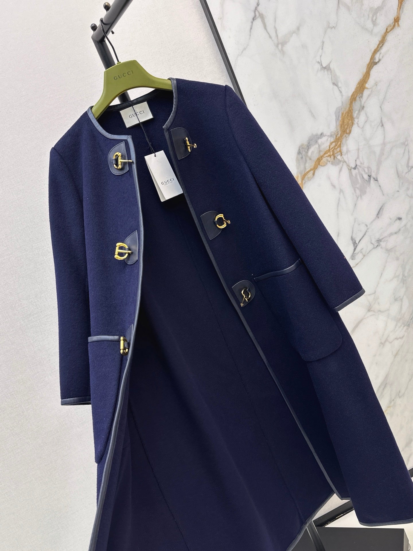 26FW New Long Coat with Horseshoe Buckle Detail 🖤