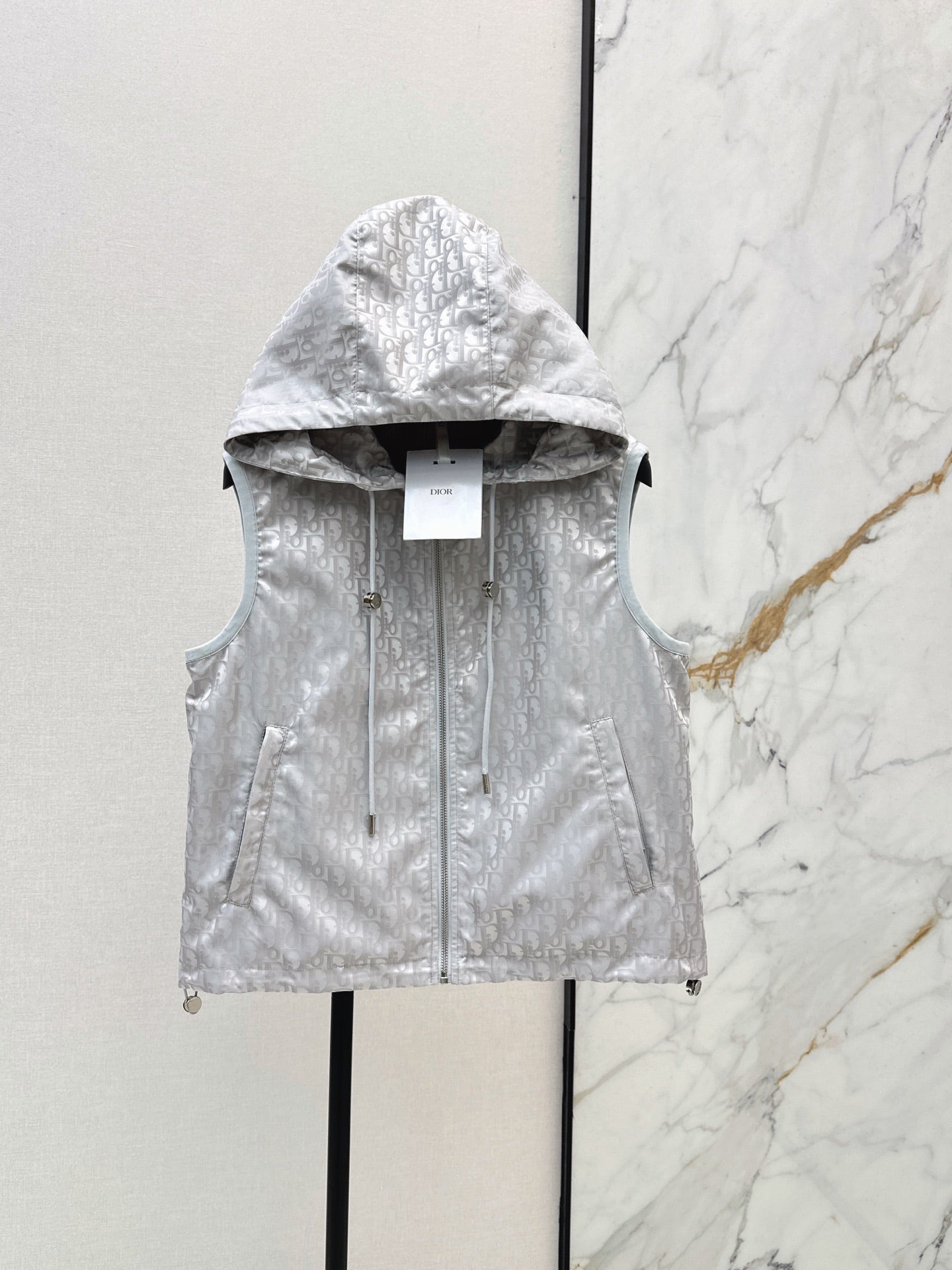 26FW New Premium Grey Series Classic Monogram Hooded Cropped Vest 🩶