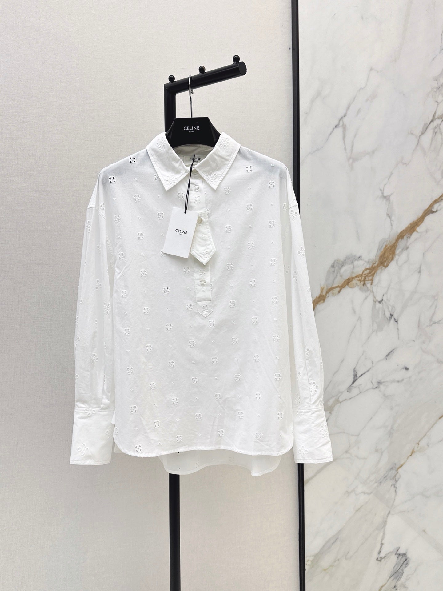 26FW New Collared Shirt with Cut-out Embroidery 🤍