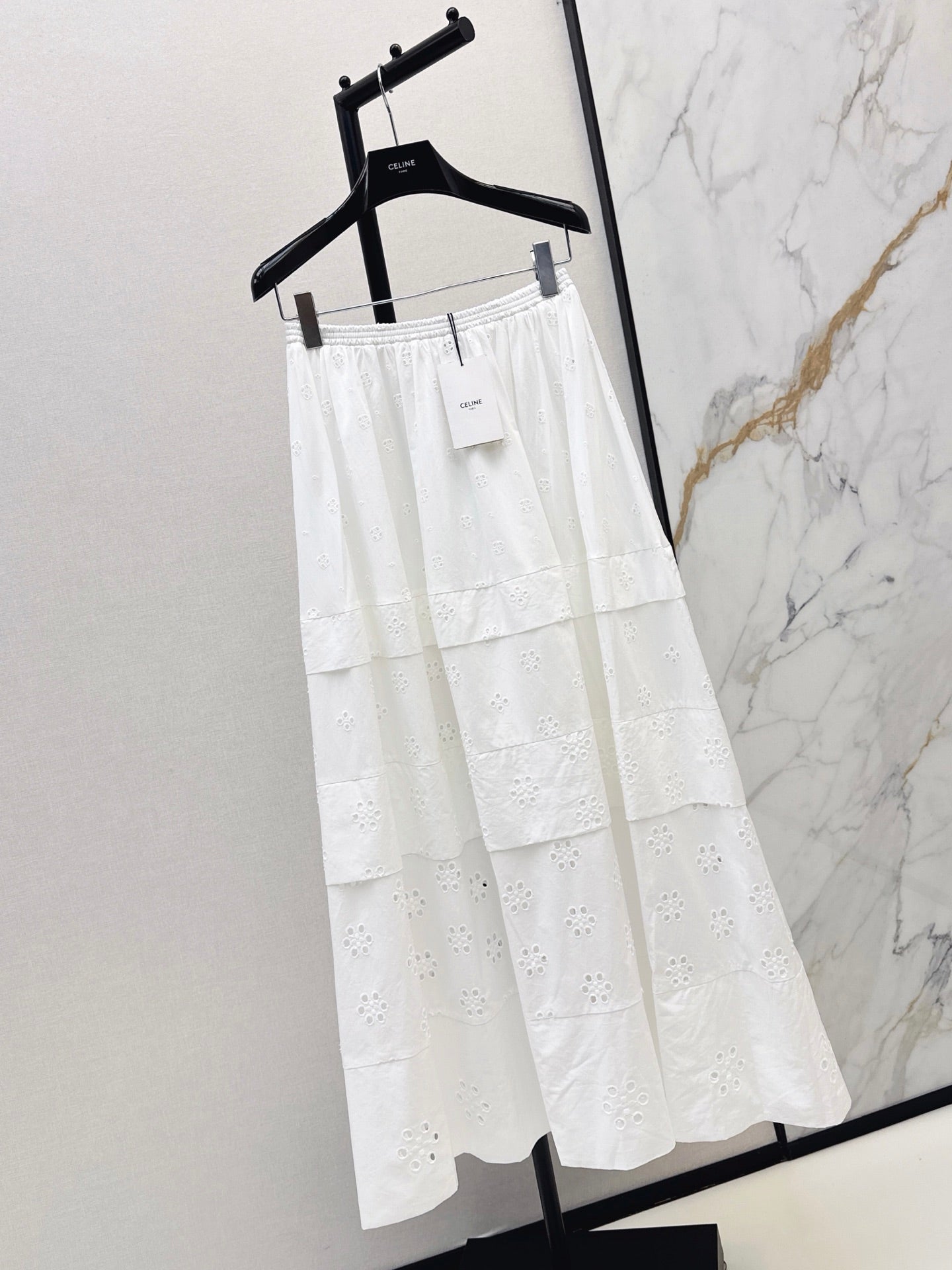 26FW New Embroidered Cut-out Long Skirt 🤍
