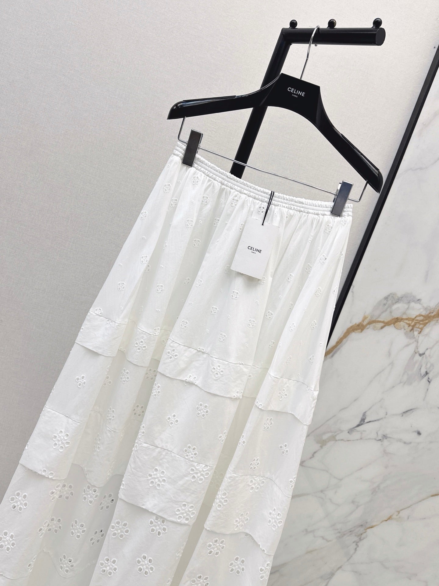 26FW New Embroidered Cut-out Long Skirt 🤍