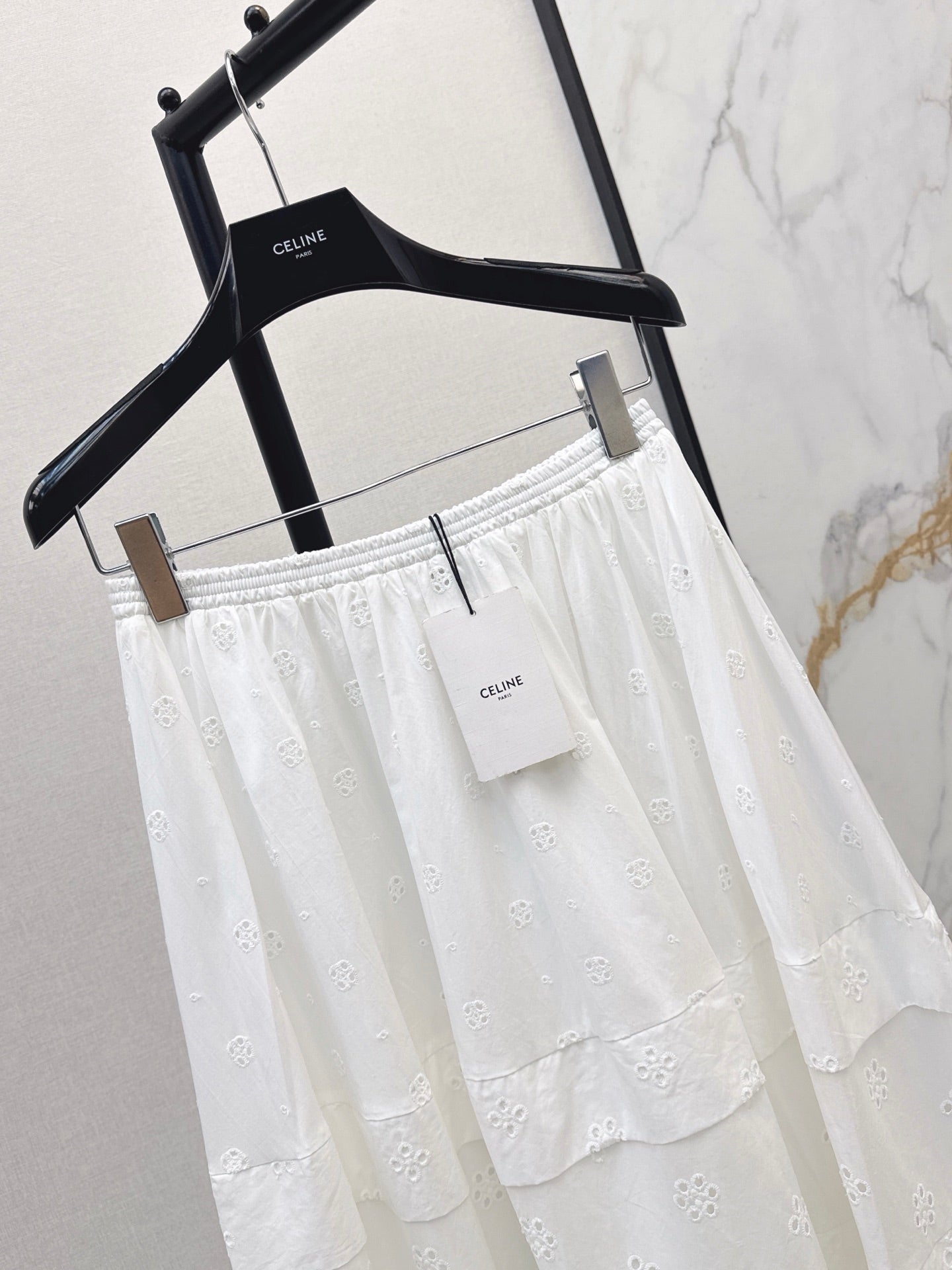 26FW New Embroidered Cut-out Long Skirt 🤍