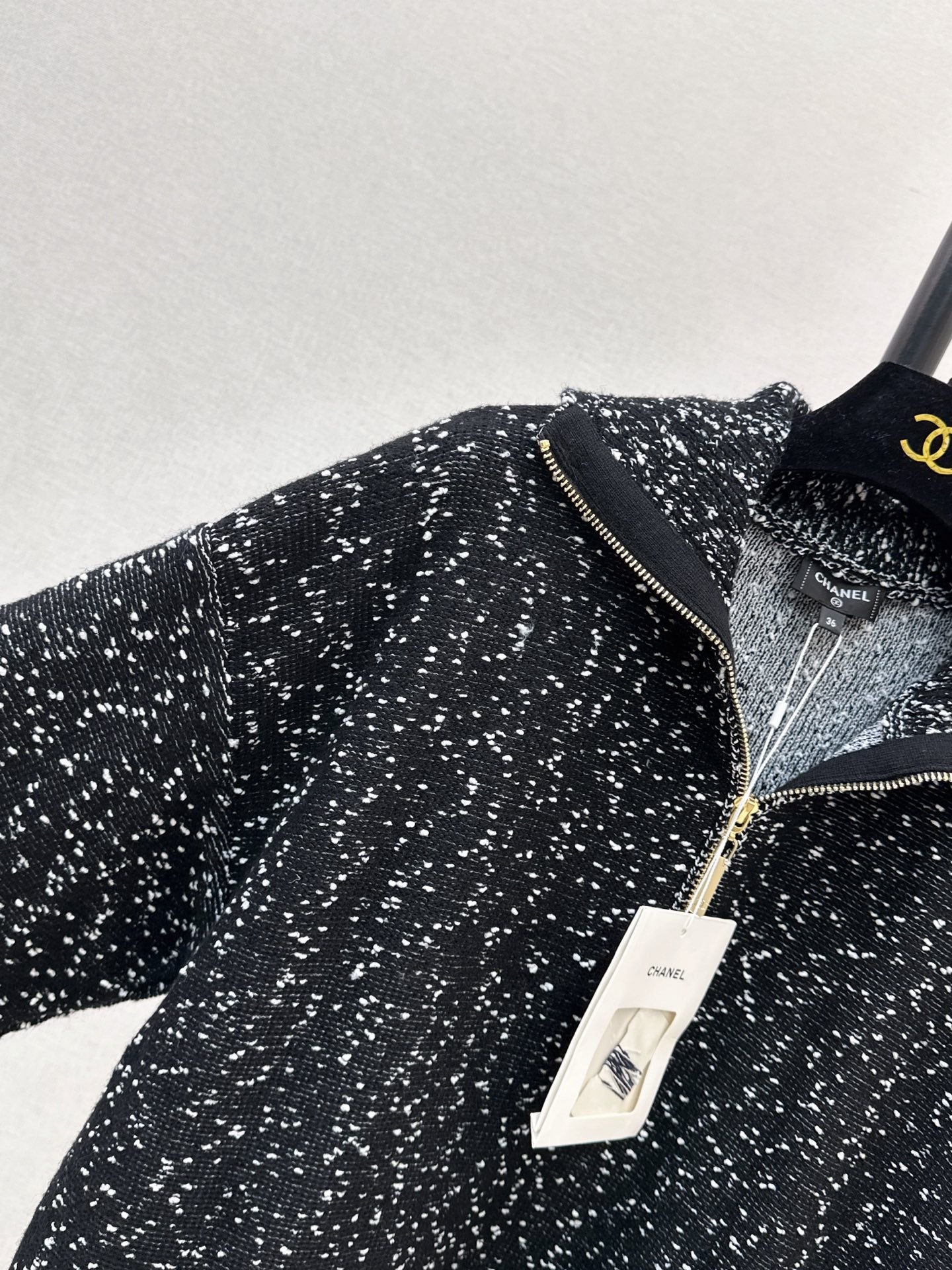 26FW New Speckled Yarn Half-Zip Knit Top 🖤