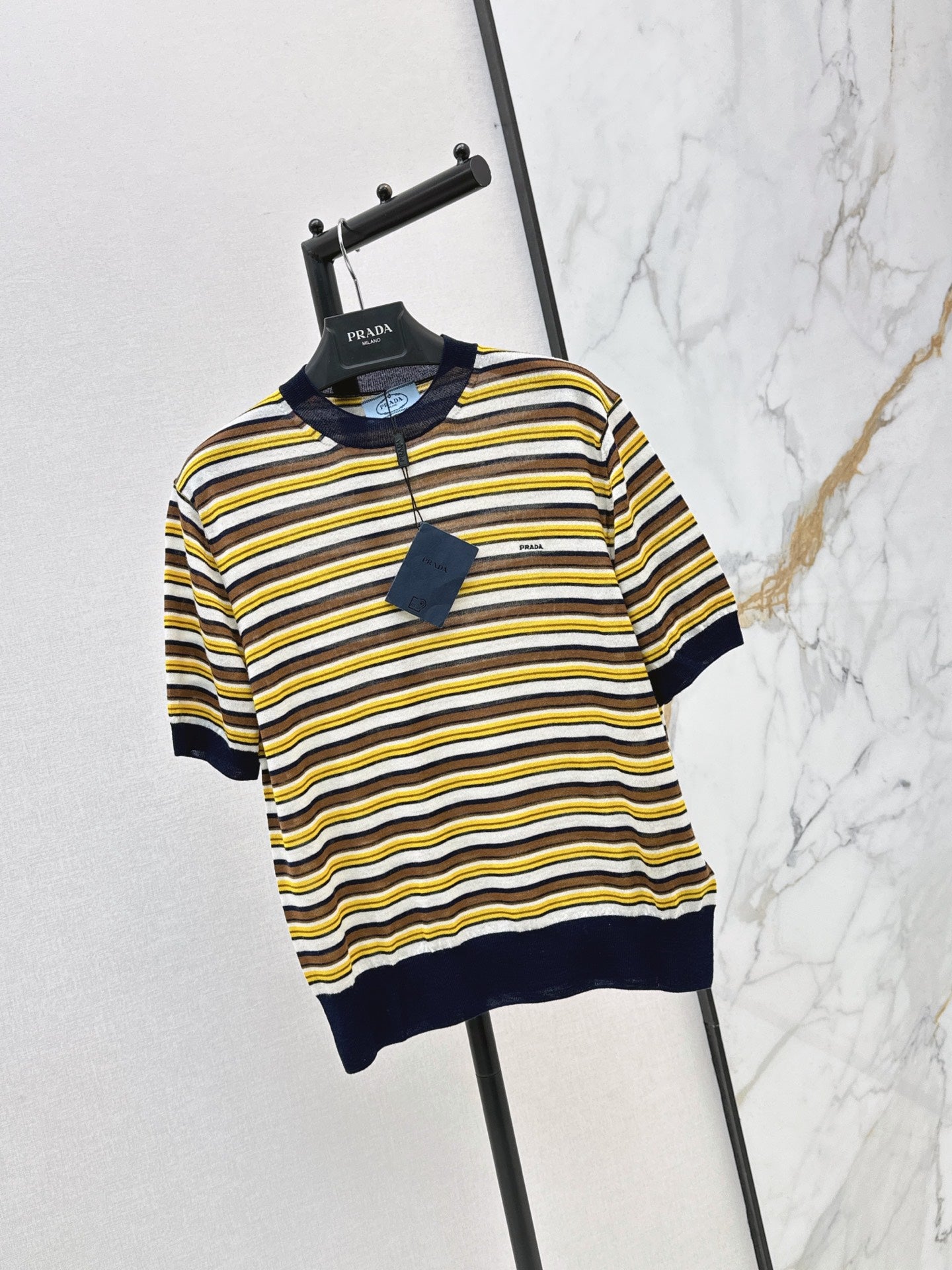 26FW New Crew-Neck Short-Sleeve Striped Knit Top 💛